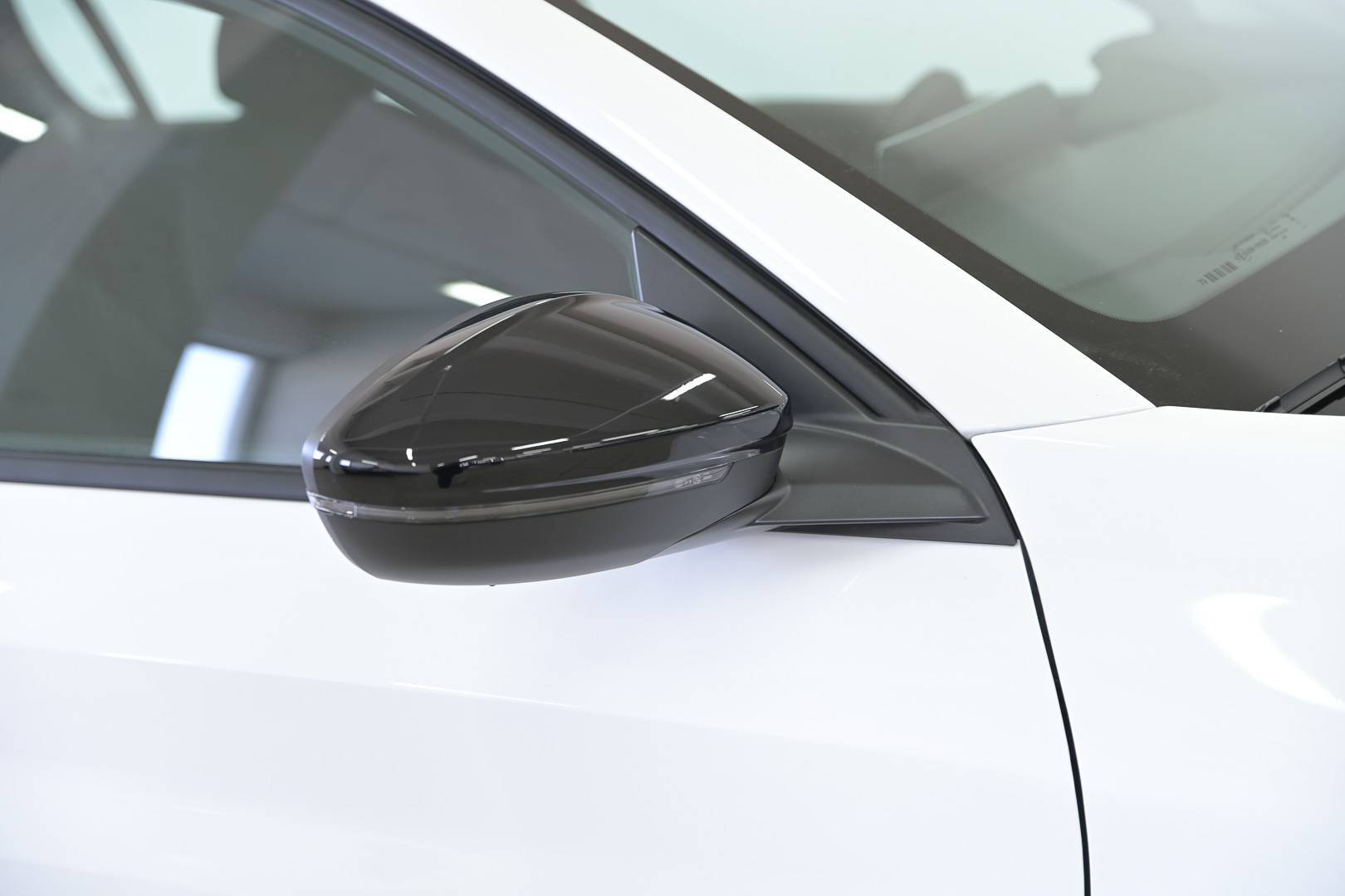 PEUGEOT 208 - Foto 8