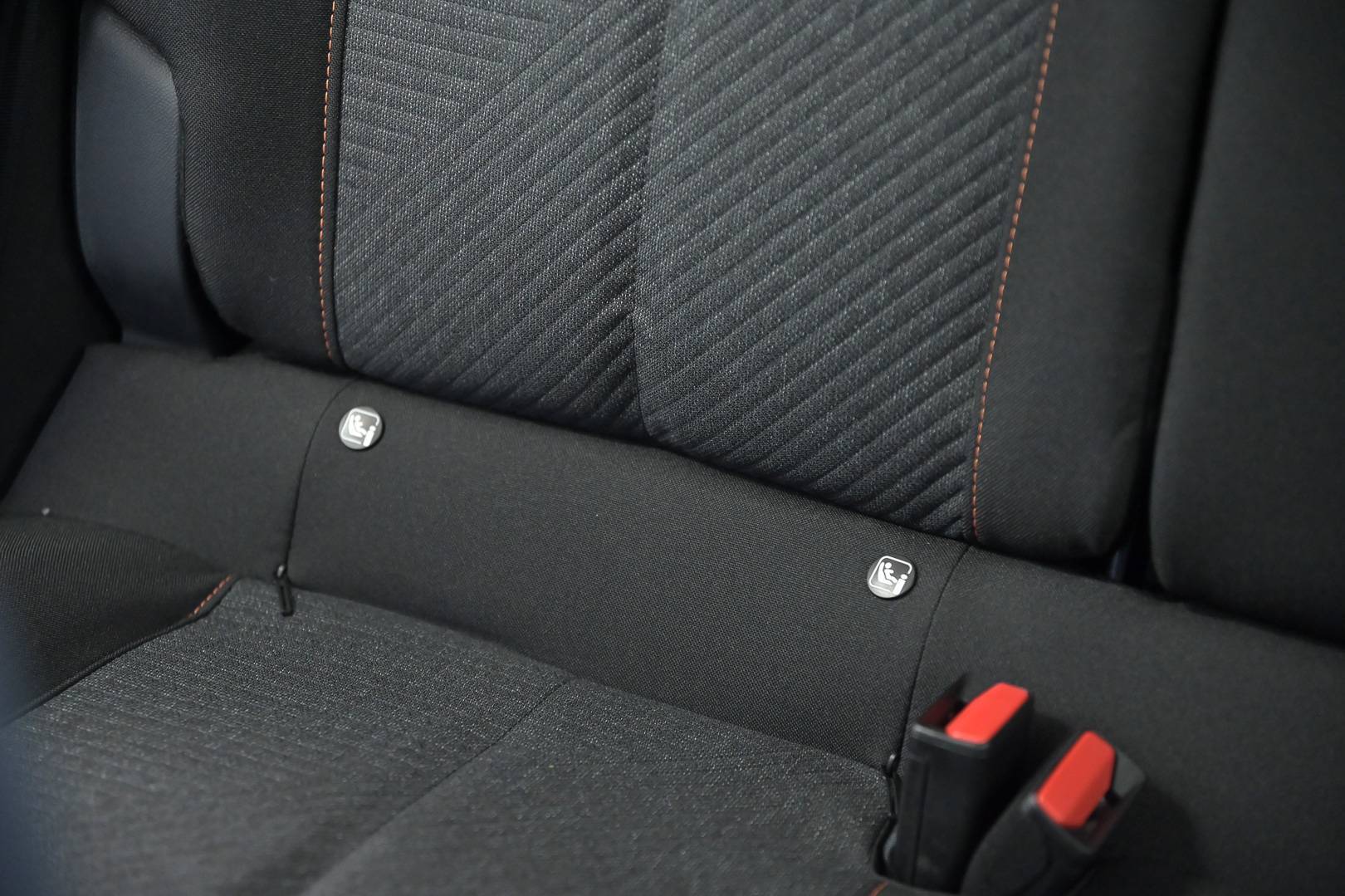 PEUGEOT 208 - Foto 23