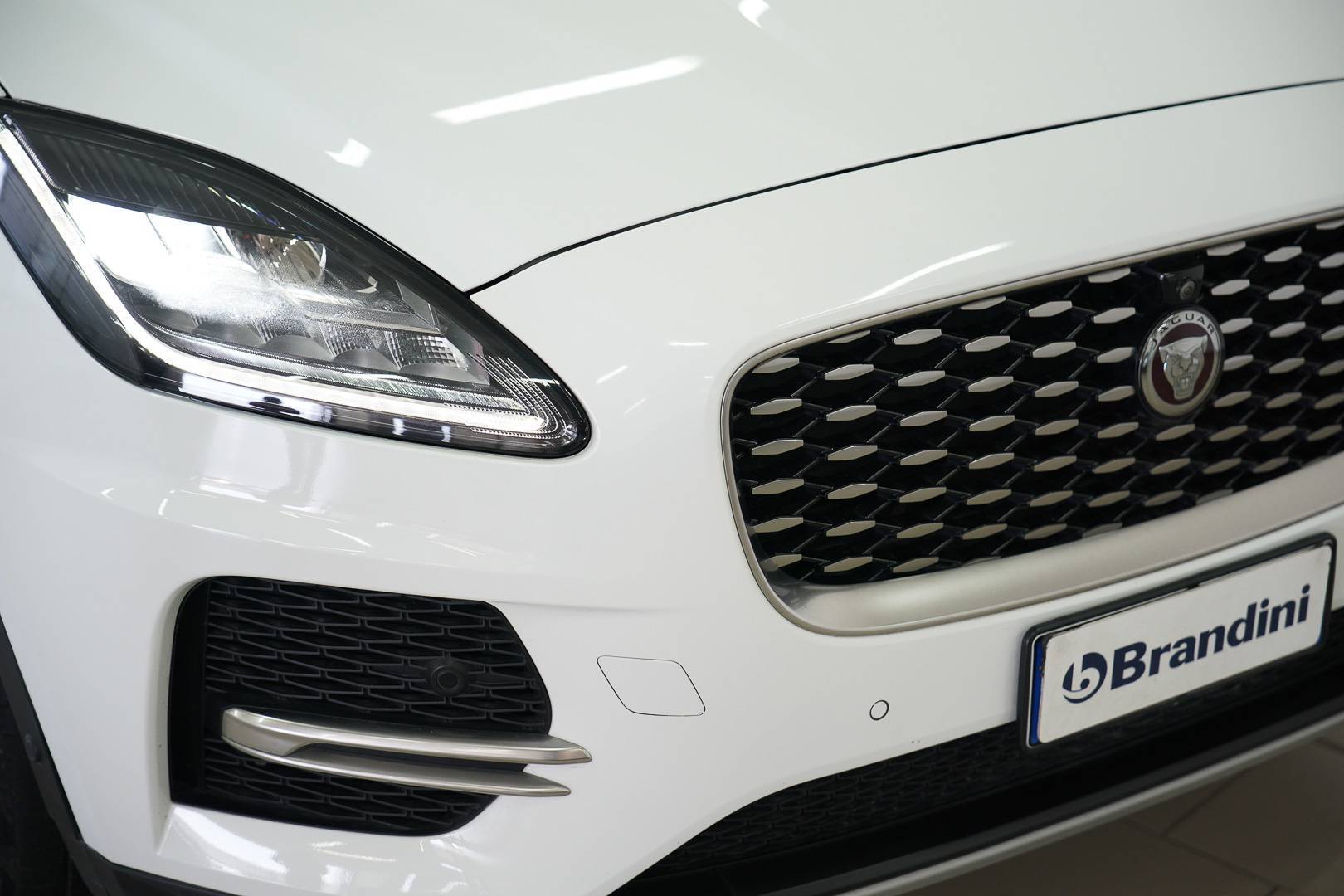 Auto Venduta - JAGUAR E-Pace E-Pace 2.0d i4 R-Dynamic fwd 163cv usata in pronta consegna - Brandini