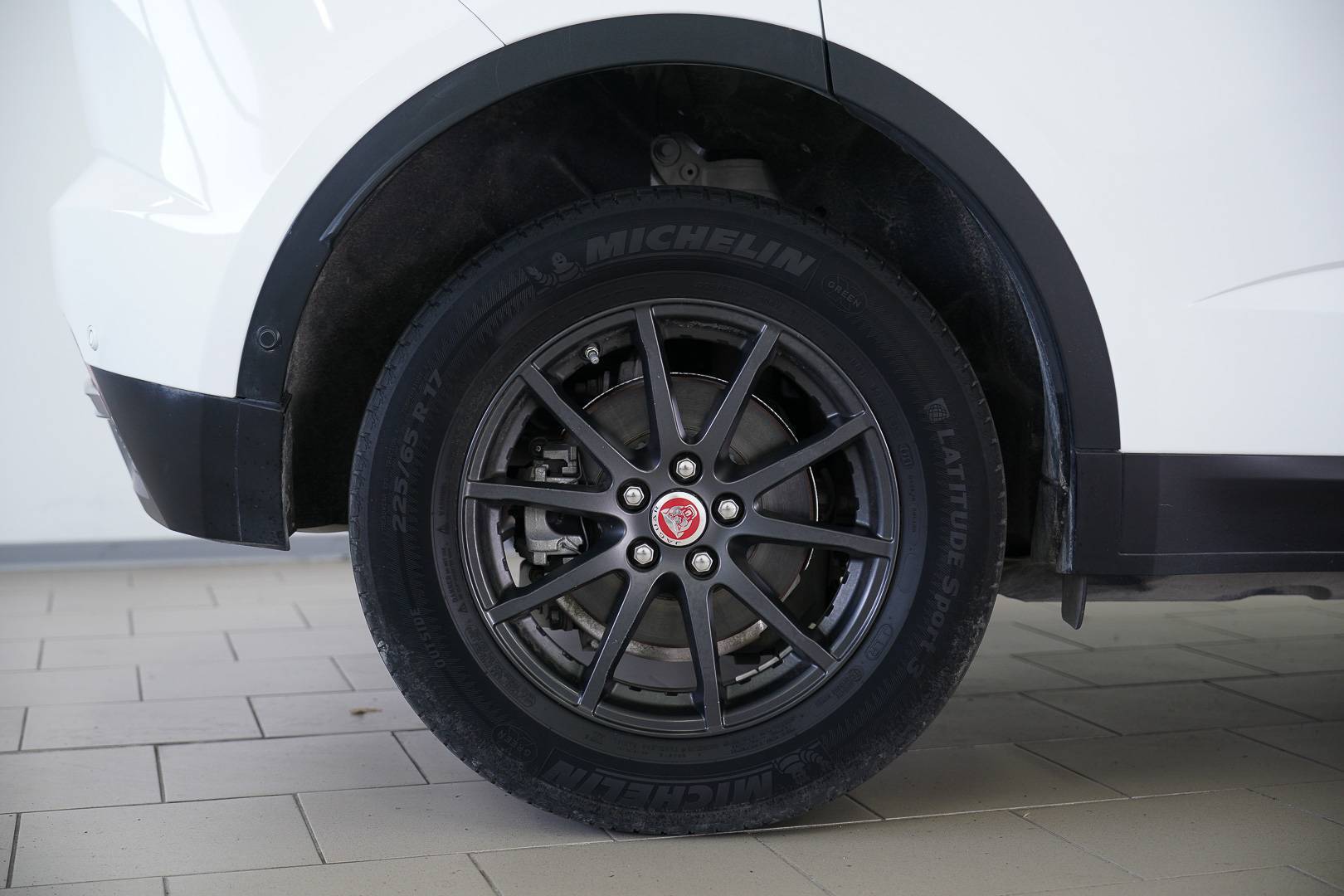 Auto Venduta - JAGUAR E-Pace E-Pace 2.0d i4 R-Dynamic fwd 163cv usata in pronta consegna - Brandini
