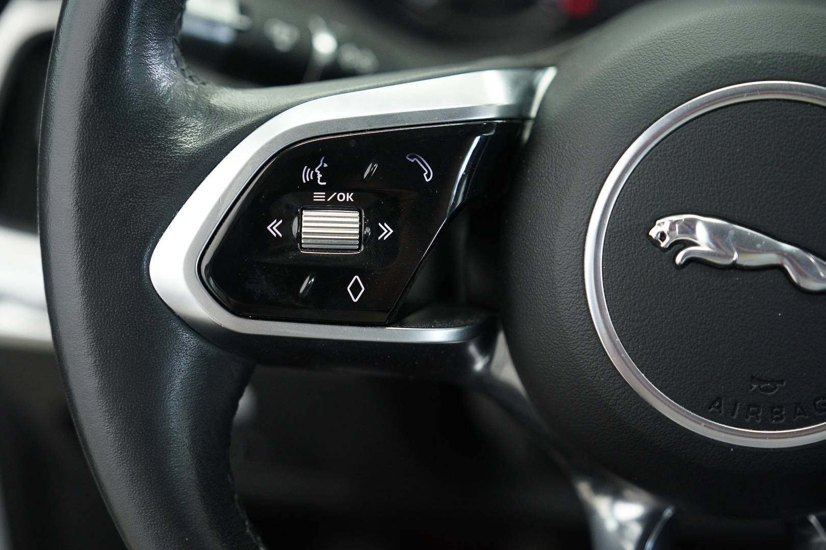 Auto Venduta - JAGUAR E-Pace E-Pace 2.0d i4 R-Dynamic fwd 163cv usata in pronta consegna - Brandini