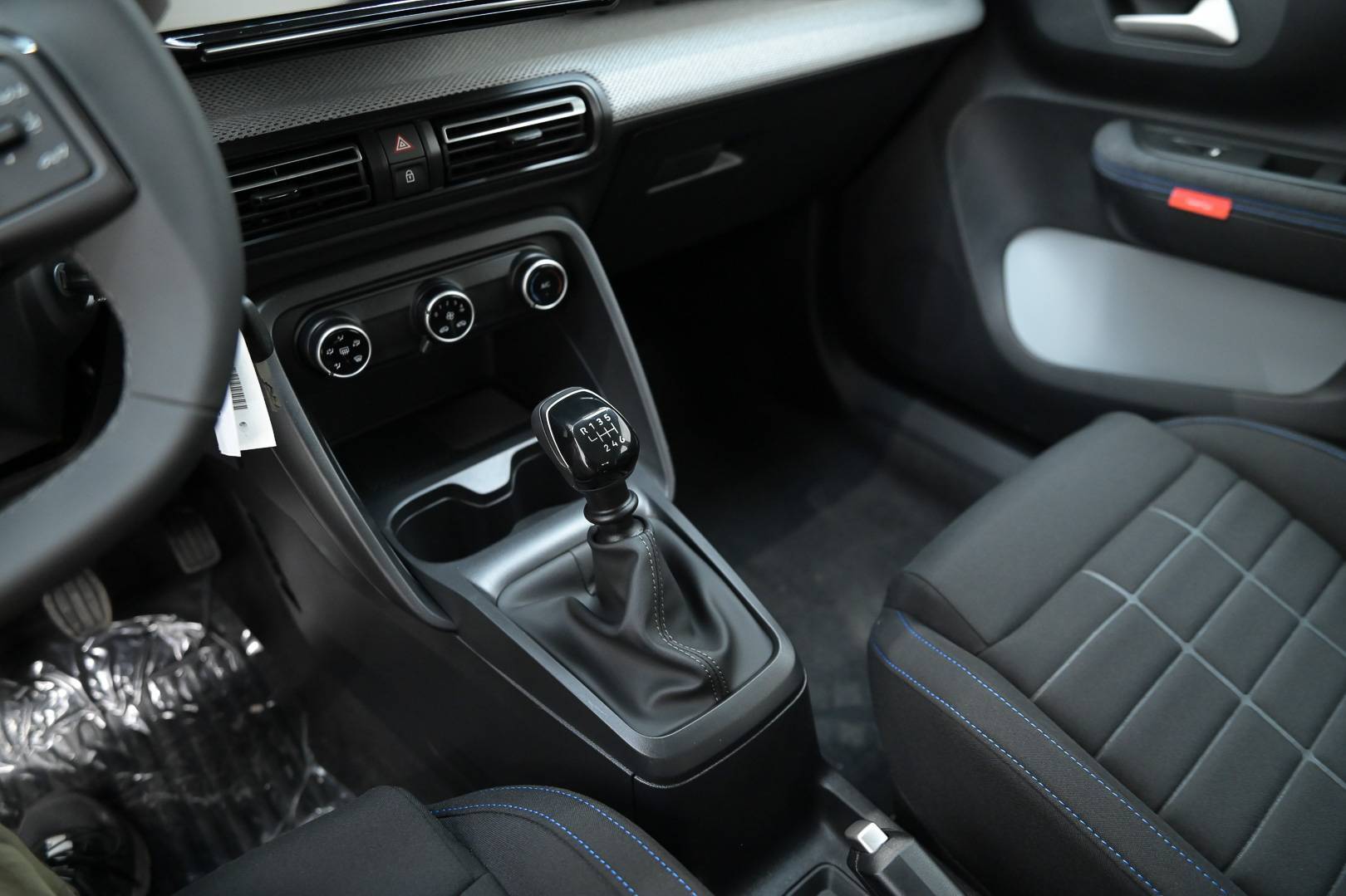 Auto Venduta - CITROEN NUOVA C3 C3 1.2 puretech turbo Plus 100cv s&s usata in pronta consegna - Brandini