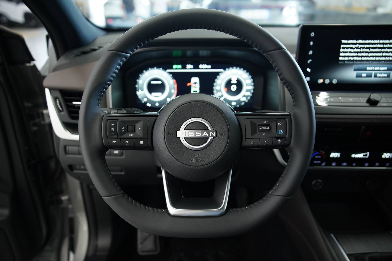 NISSAN Qashqai - Foto 10