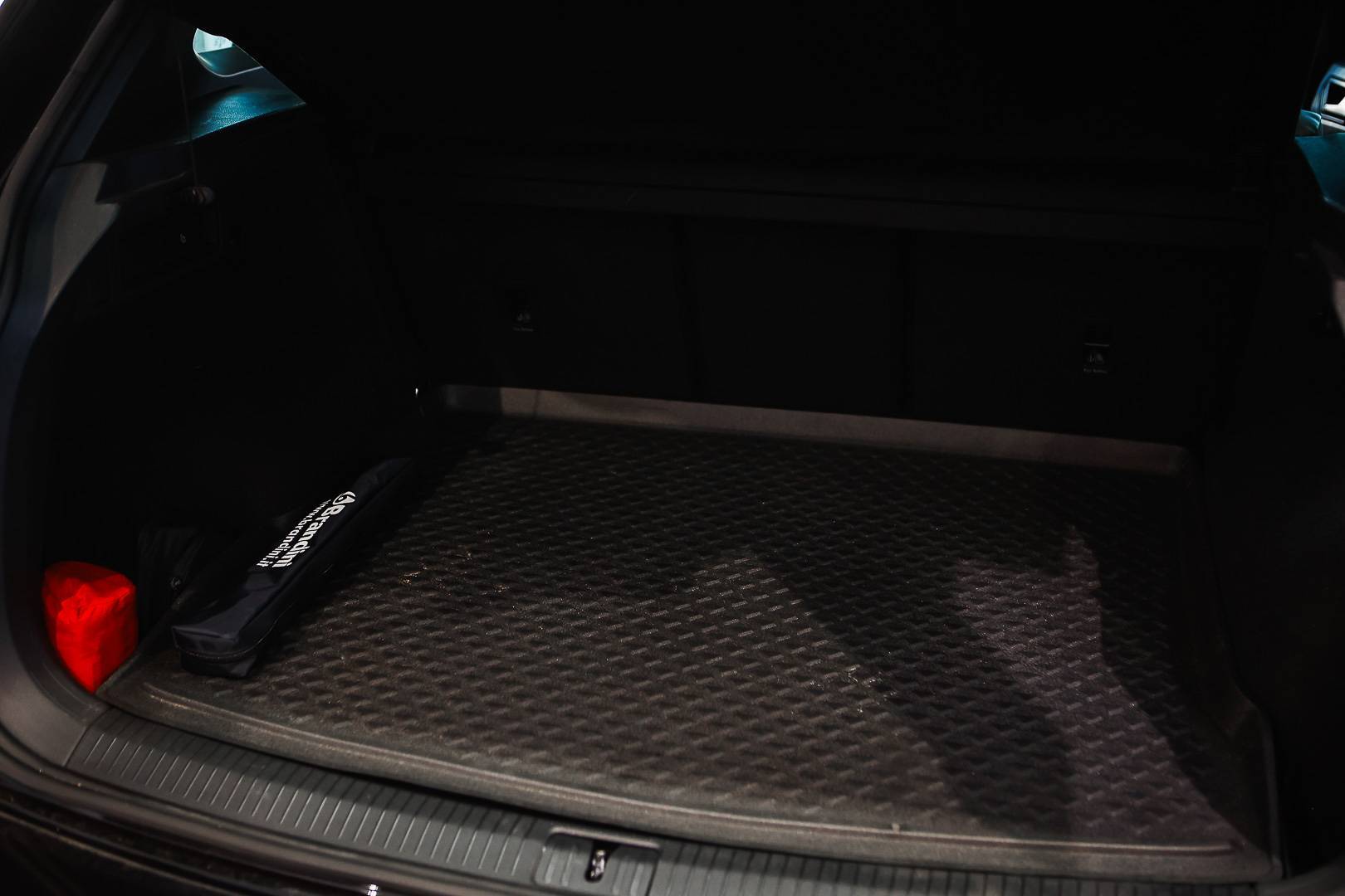 VOLKSWAGEN Tiguan - Foto 9