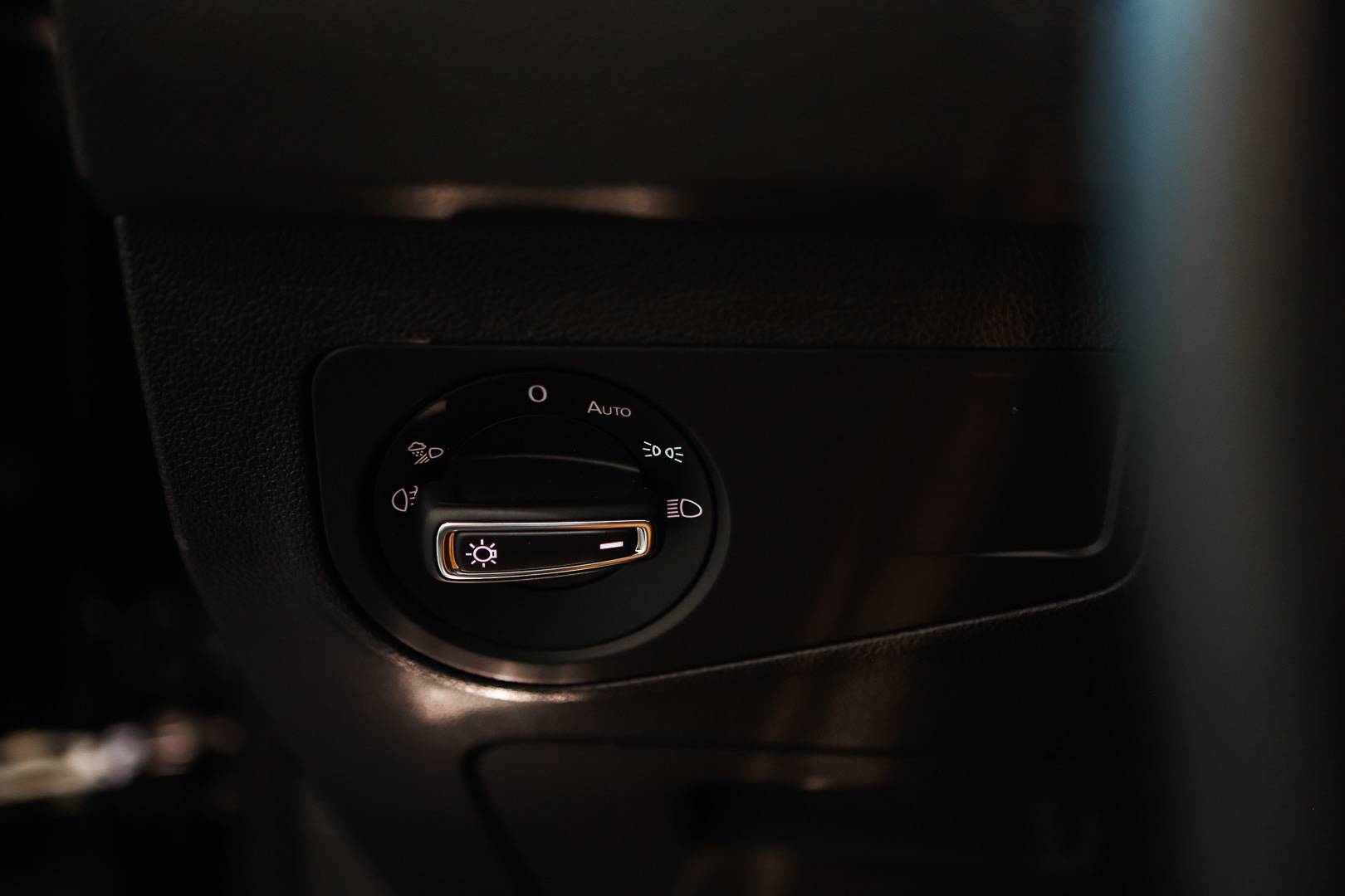 VOLKSWAGEN Tiguan - Foto 15