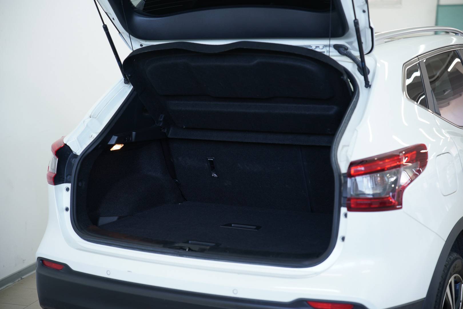 NISSAN Qashqai - Foto 8