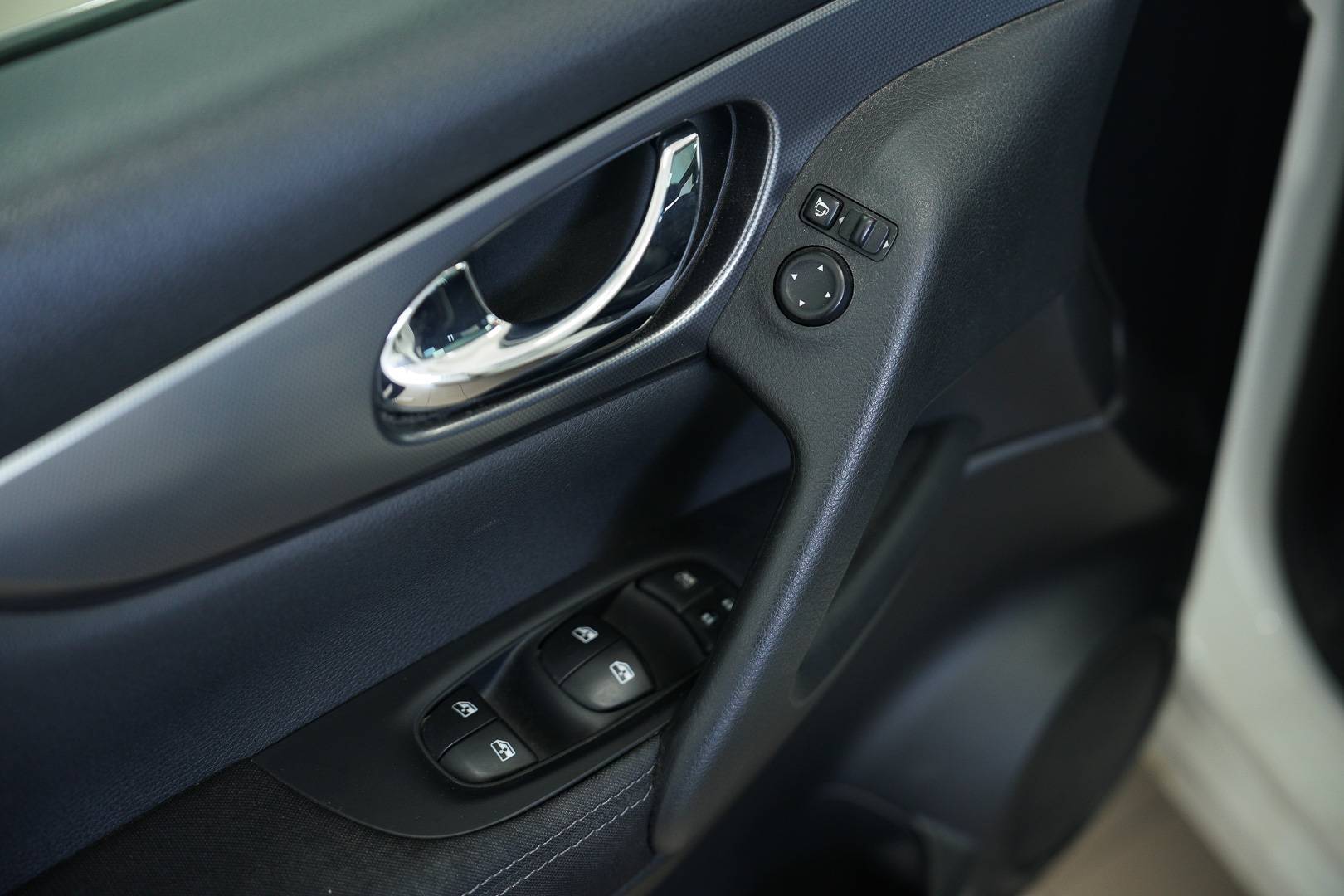 NISSAN Qashqai - Foto 9