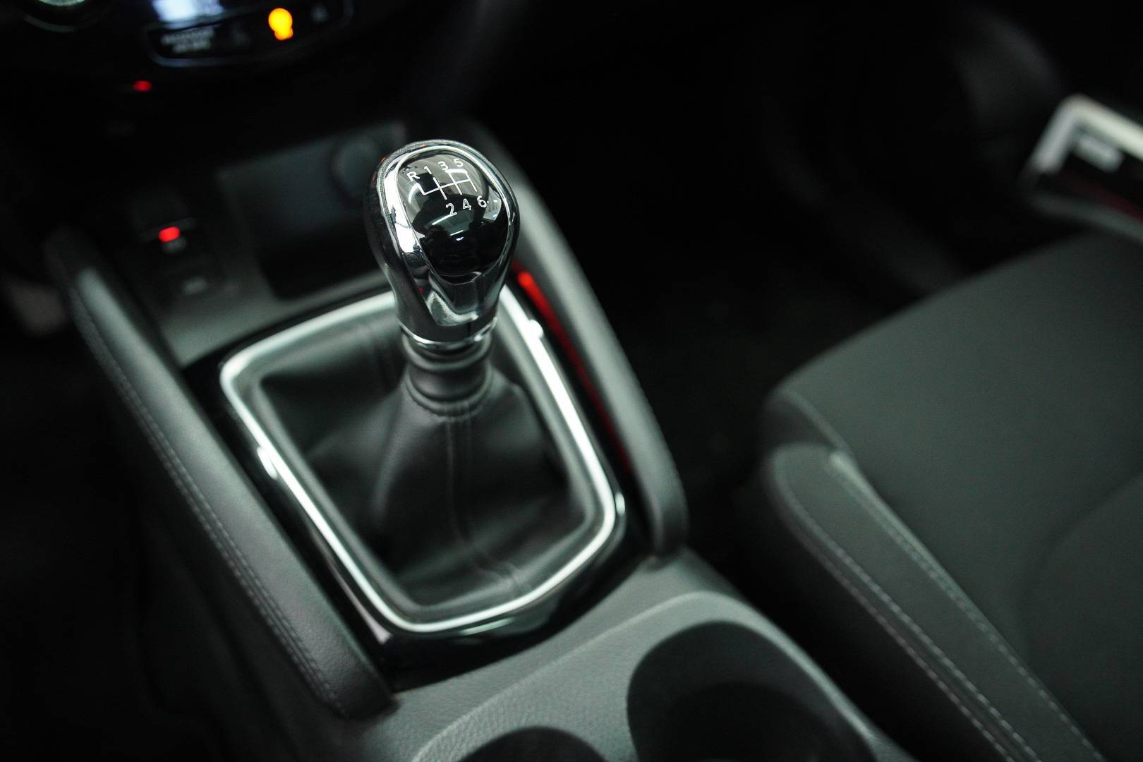 NISSAN Qashqai - Foto 17