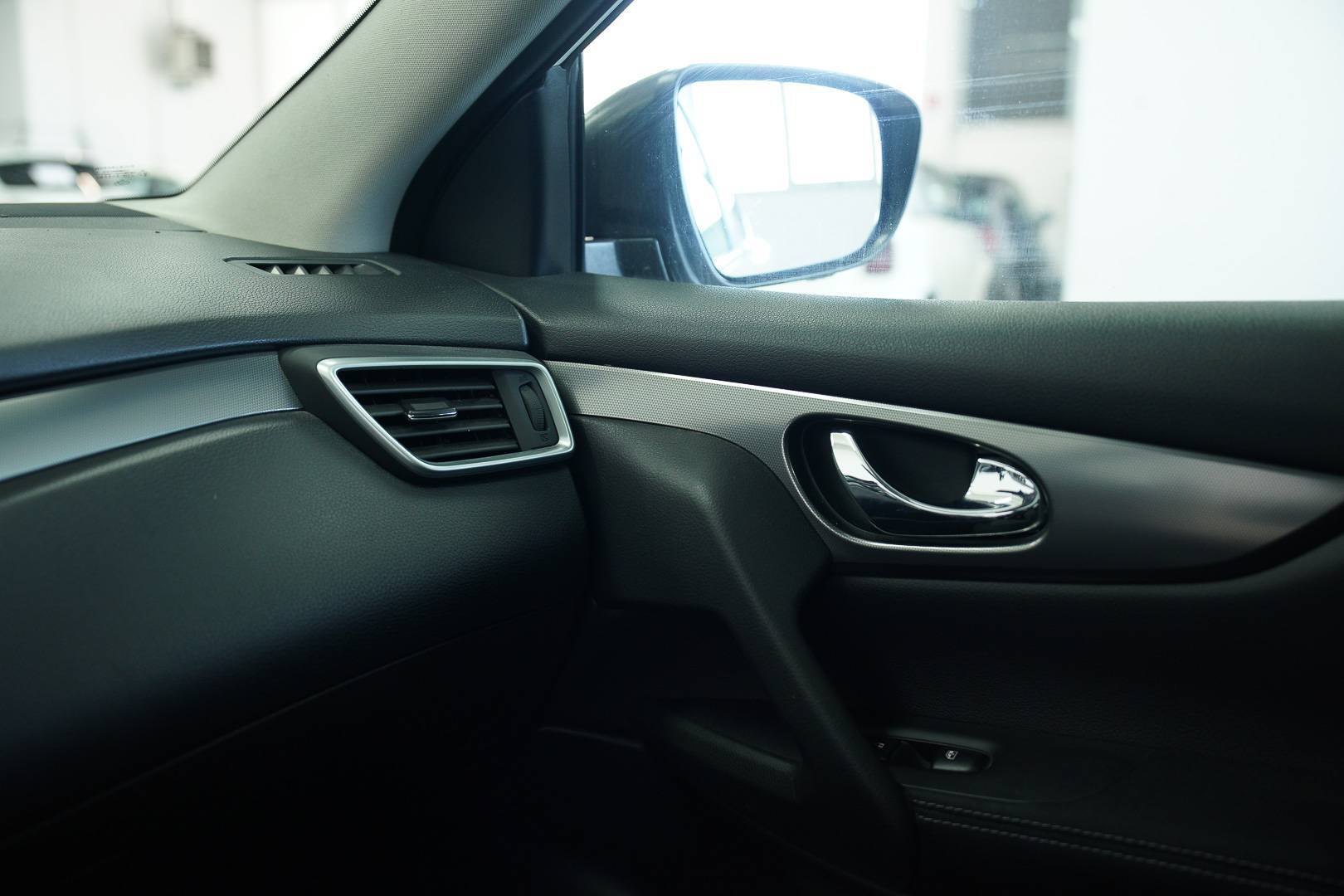 NISSAN Qashqai - Foto 18