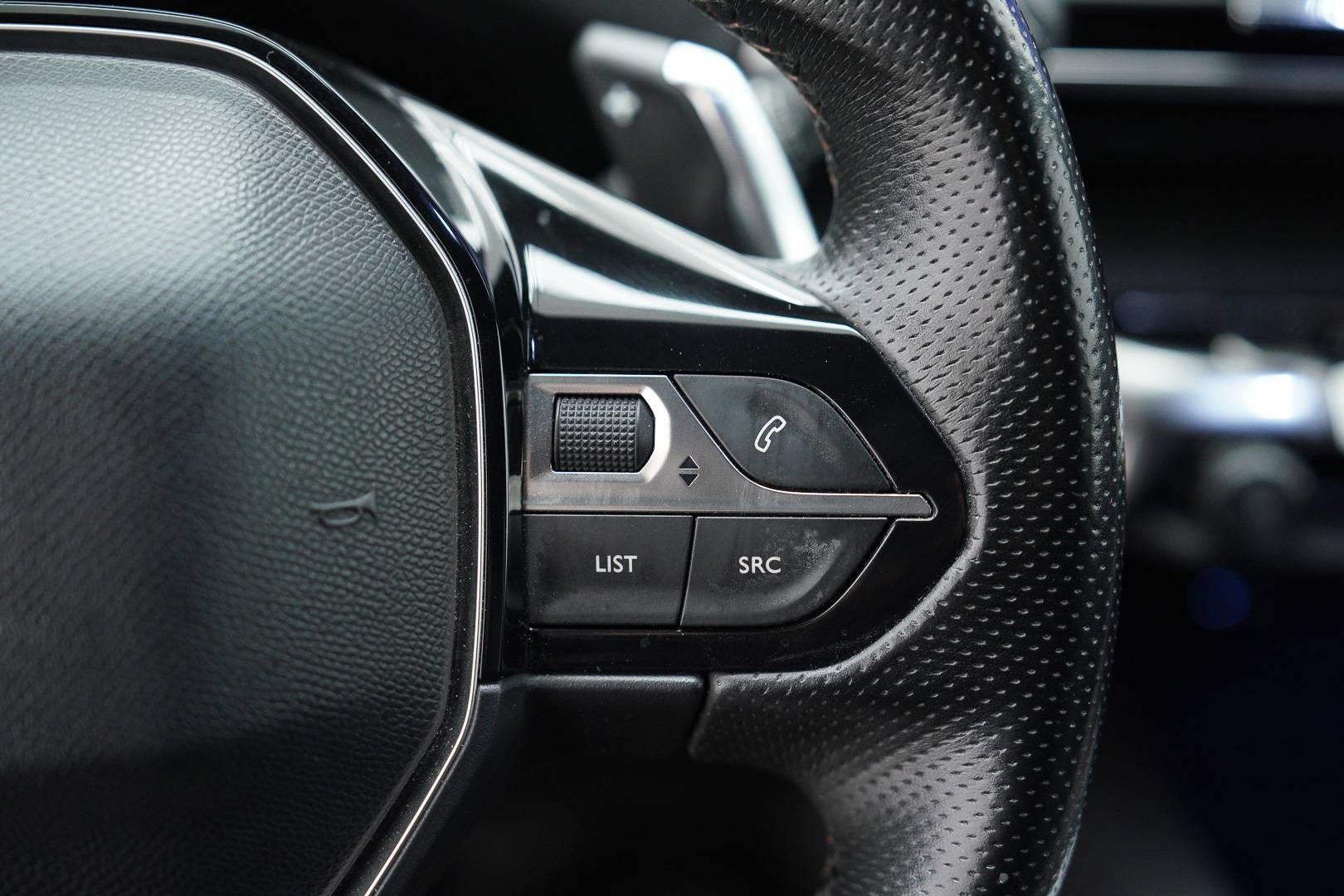 PEUGEOT 3008 - Foto 13