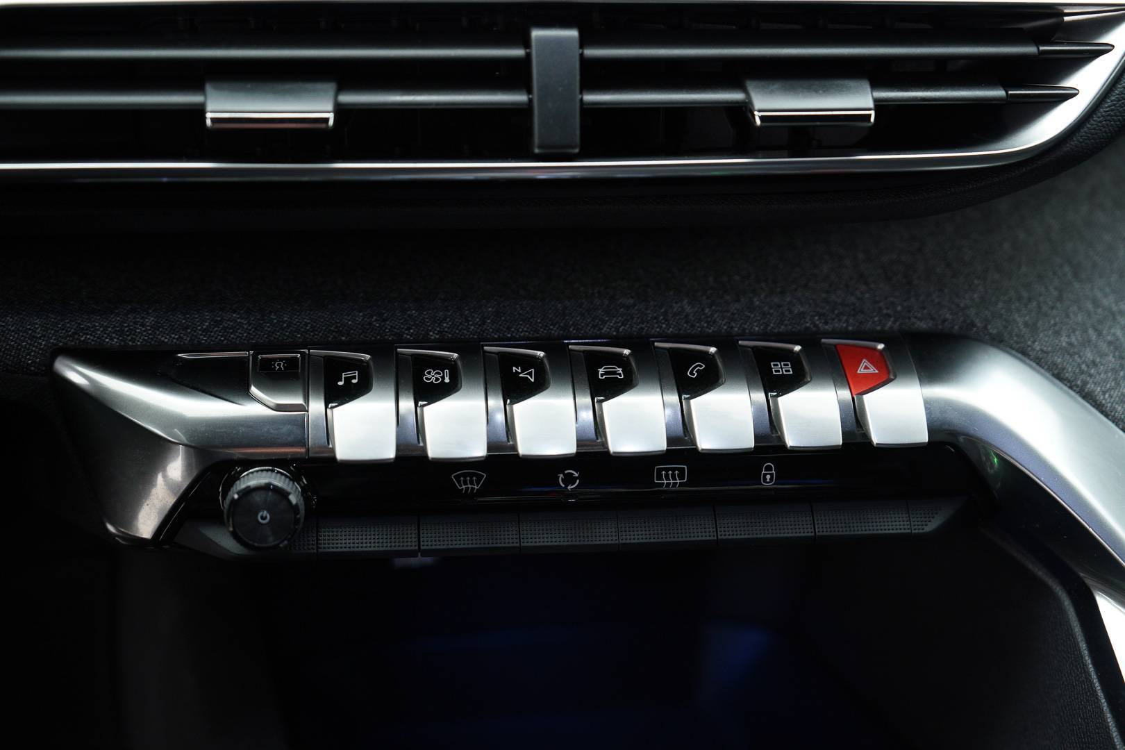 PEUGEOT 3008 - Foto 17