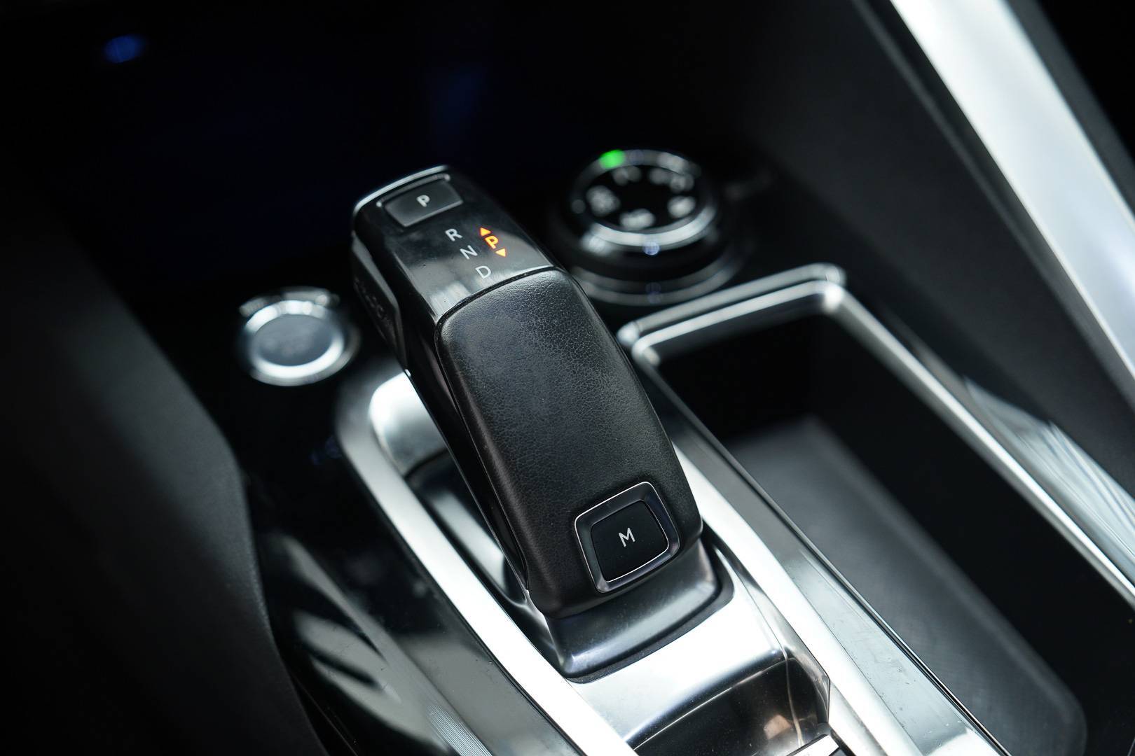 PEUGEOT 3008 - Foto 19