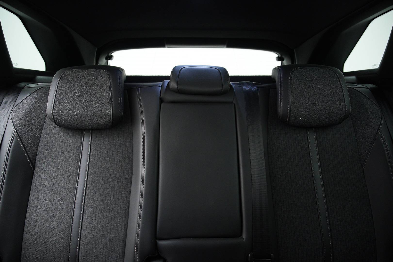 PEUGEOT 3008 - Foto 25