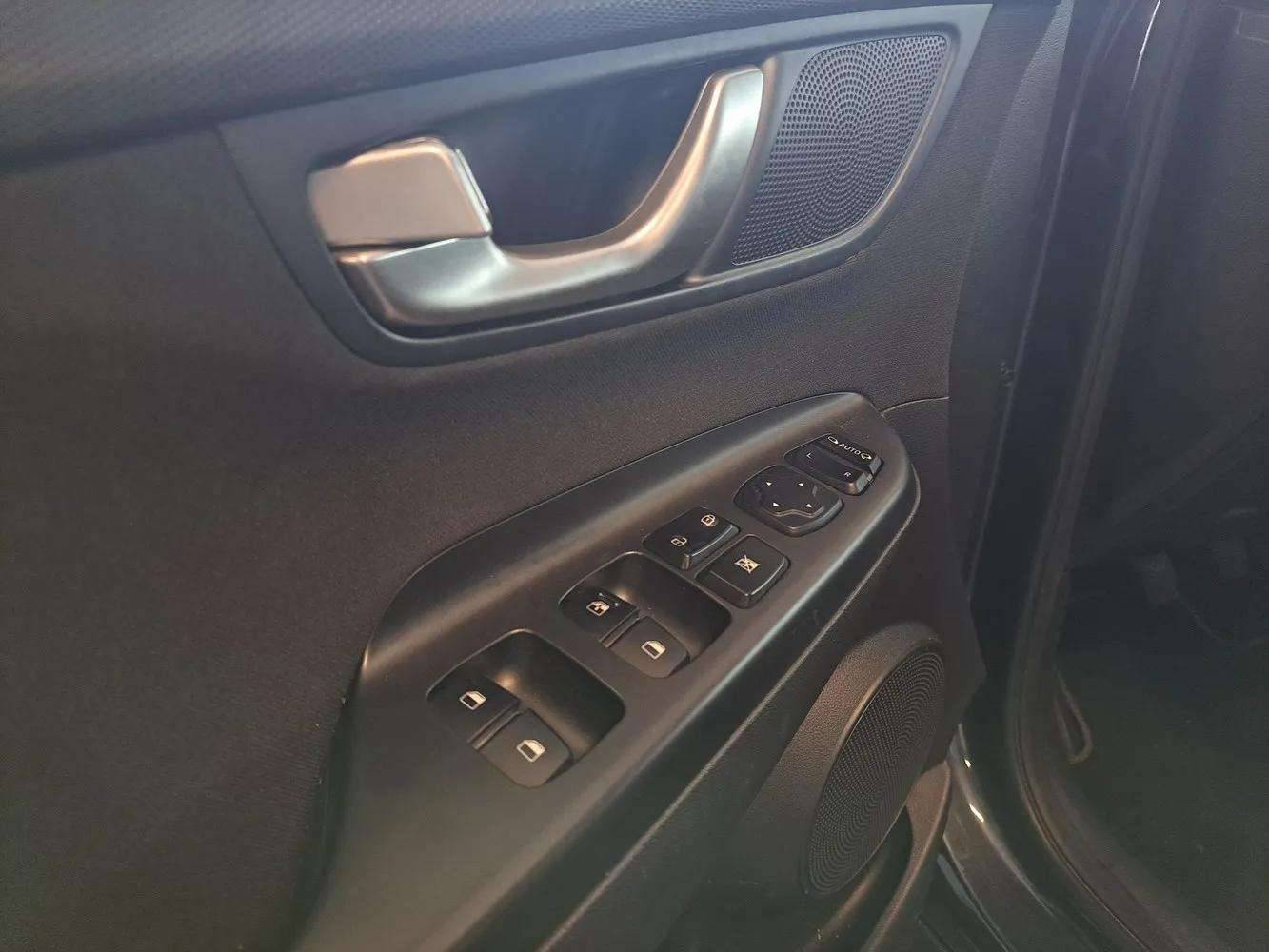 HYUNDAI Kona - Foto 11