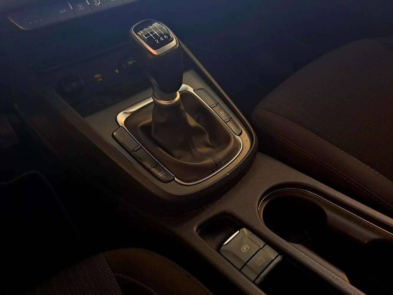 HYUNDAI Kona - Foto 17