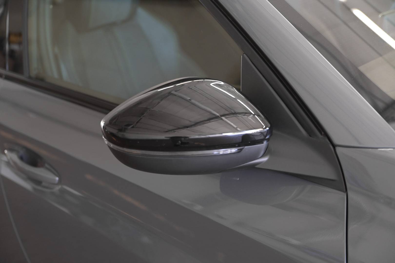 PEUGEOT 208 - Foto 8