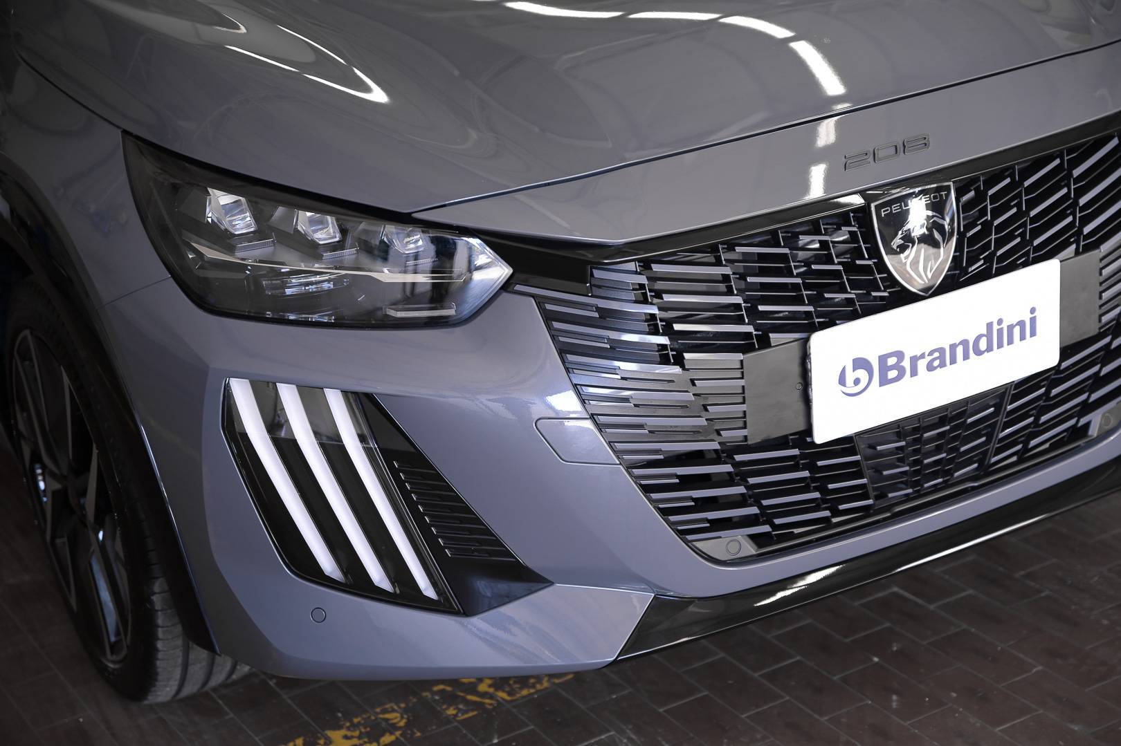 PEUGEOT 208 - Foto 9