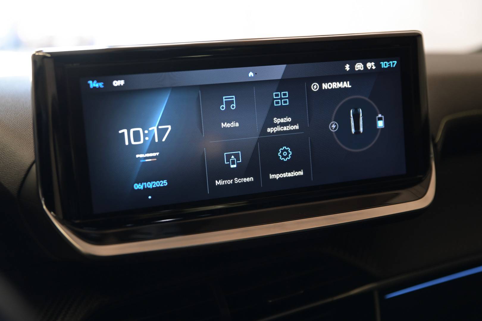 PEUGEOT 208 - Foto 24