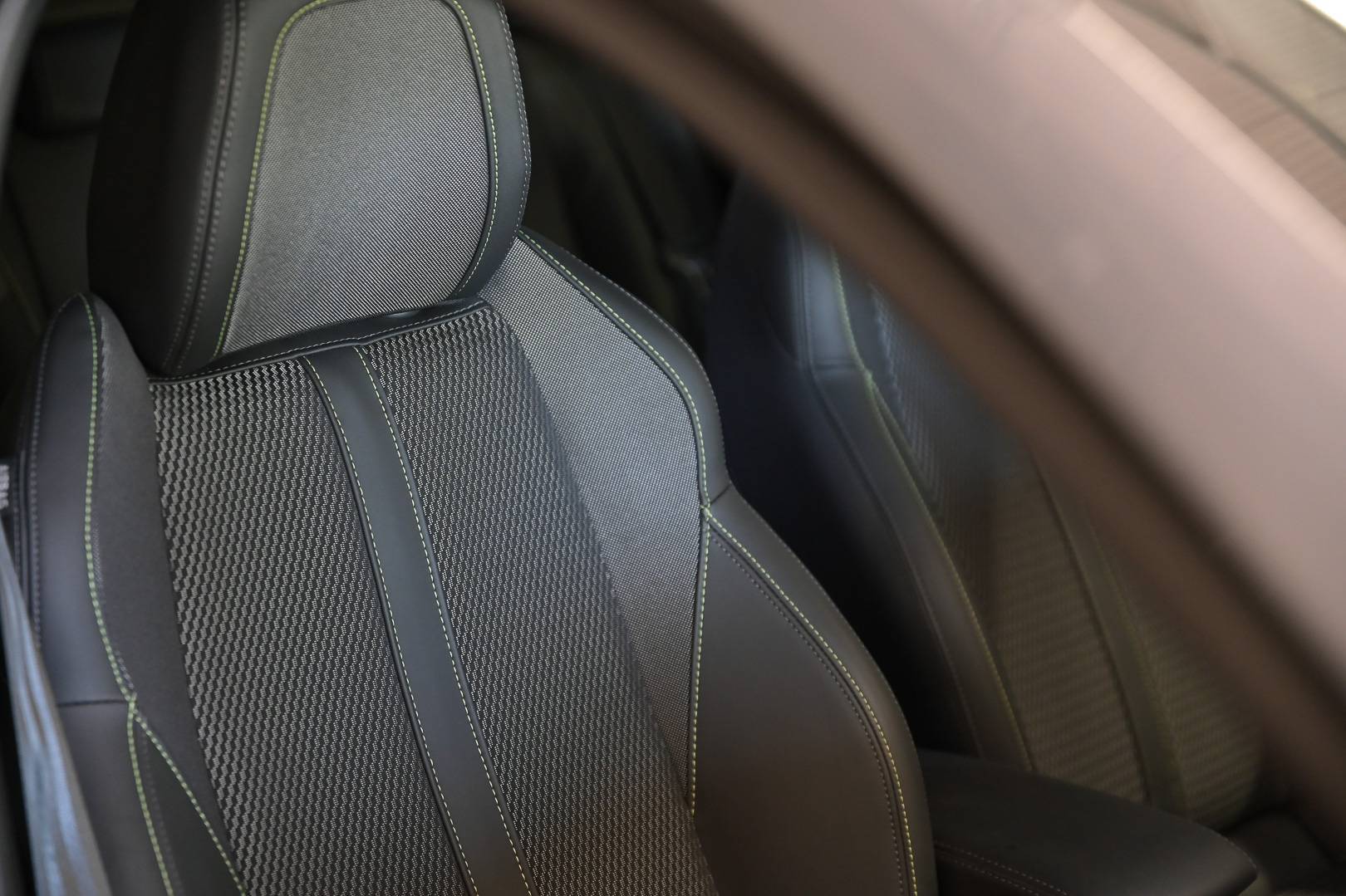 PEUGEOT 208 - Foto 28