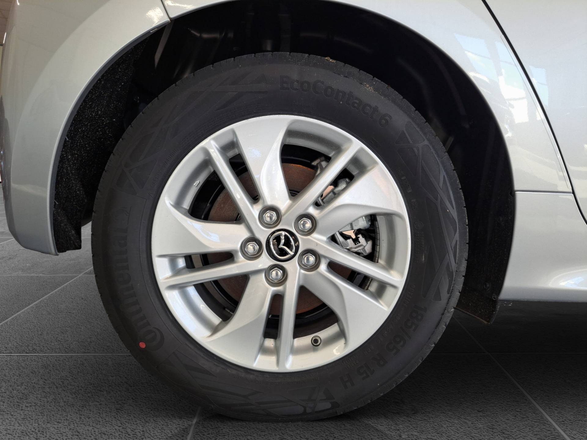 MAZDA Mazda2 - Foto 21