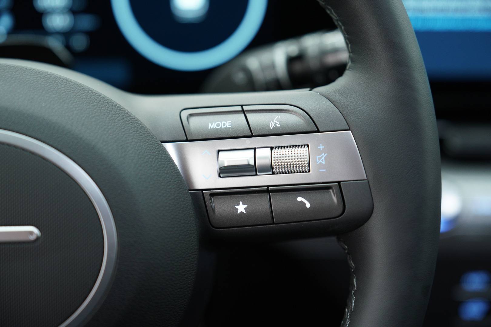 HYUNDAI Kona Kona 1.0 t-gdi 48V XClass Comfort Pack 2wd 100cv mt usata in pronta consegna - Brandini