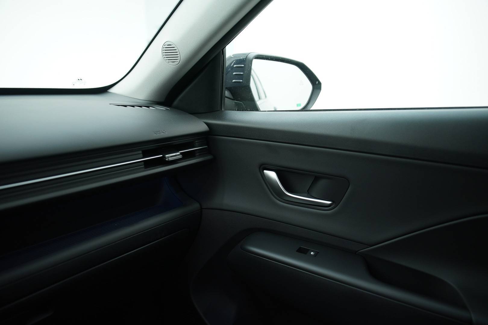HYUNDAI Kona Kona 1.0 t-gdi 48V XClass Comfort Pack 2wd 100cv mt usata in pronta consegna - Brandini