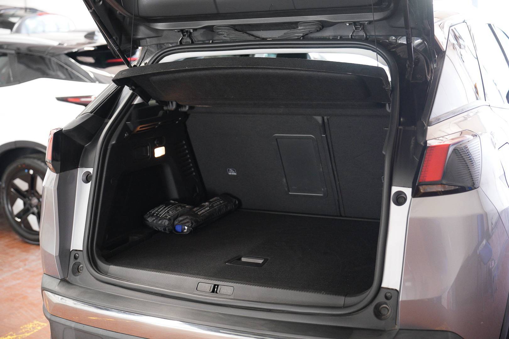 PEUGEOT 3008 - Foto 8