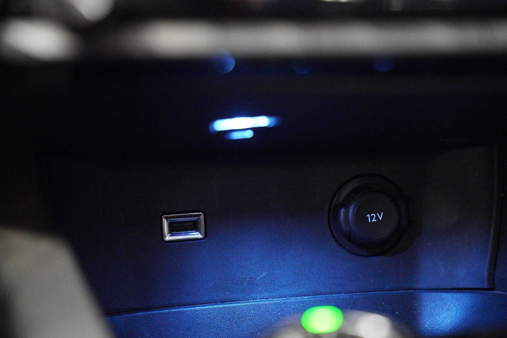 PEUGEOT 3008 - Foto 16