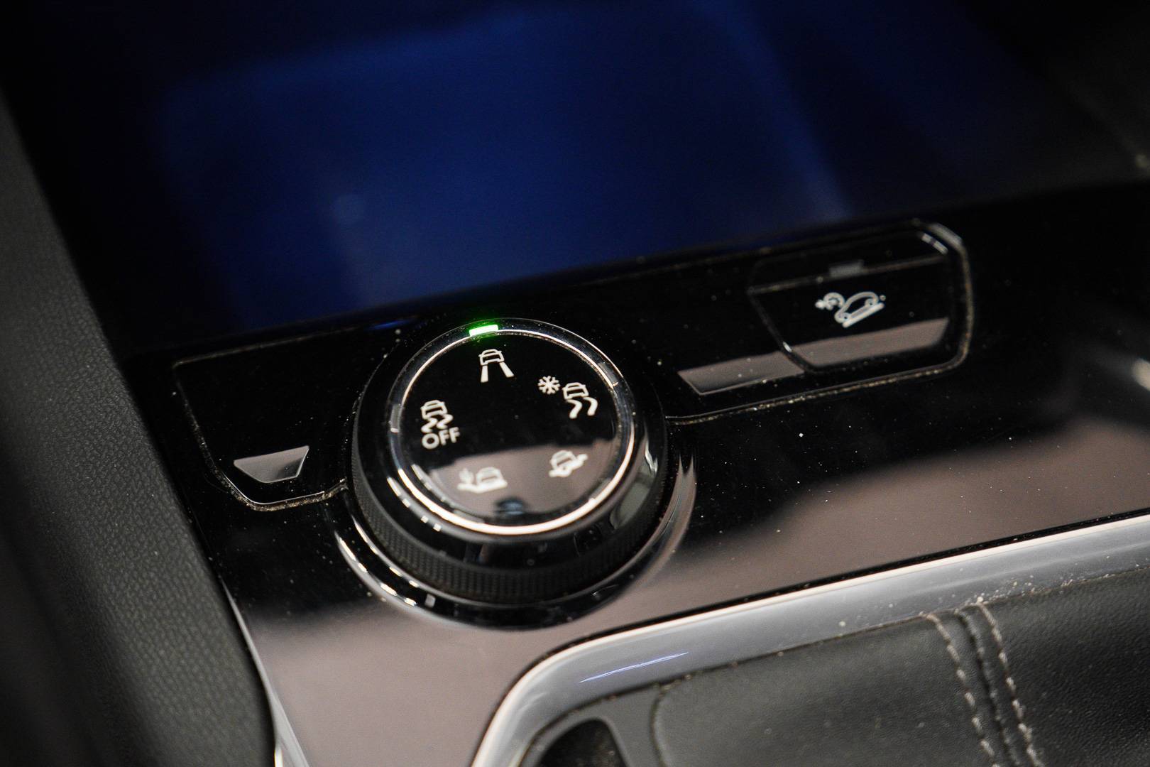 PEUGEOT 3008 - Foto 17