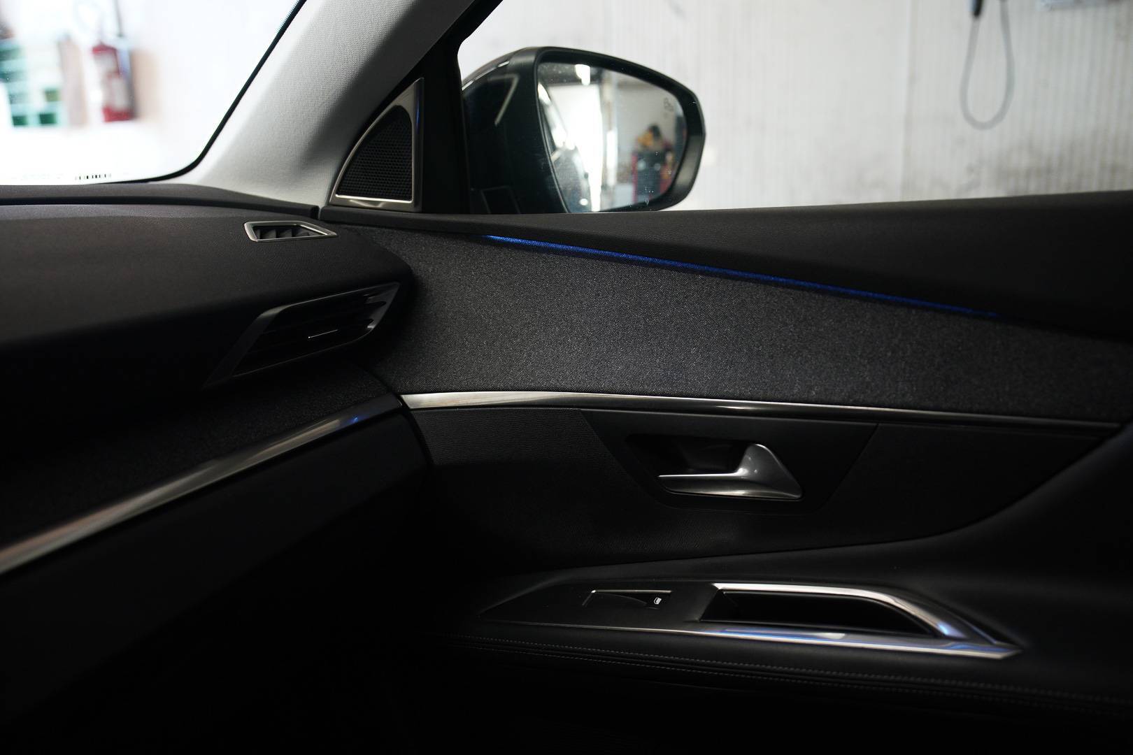 PEUGEOT 3008 - Foto 19