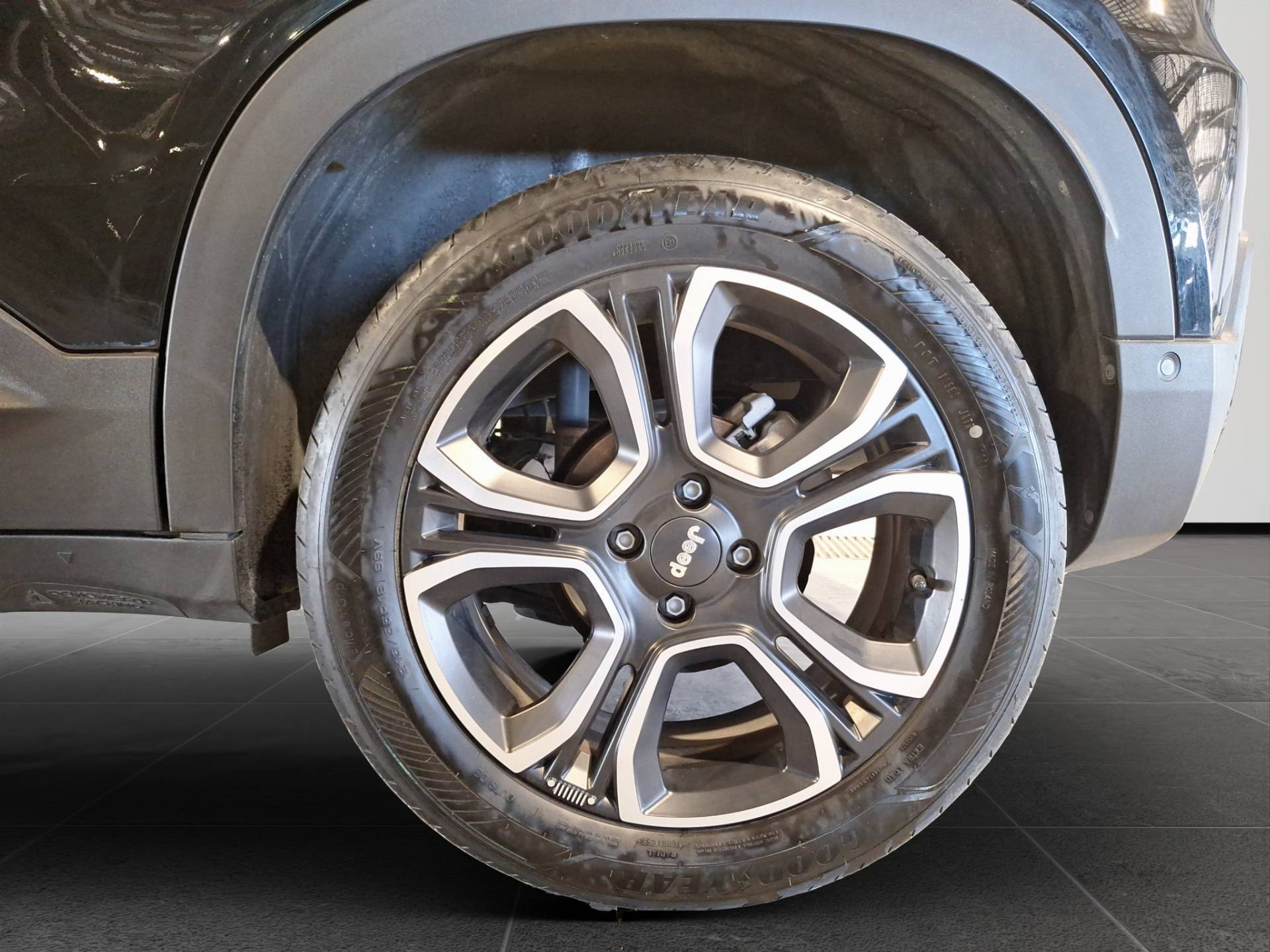 JEEP Avenger - Foto 20