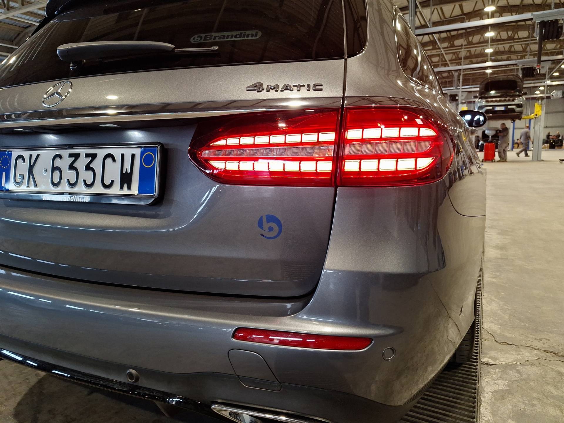 MERCEDES Classe E - Foto 24