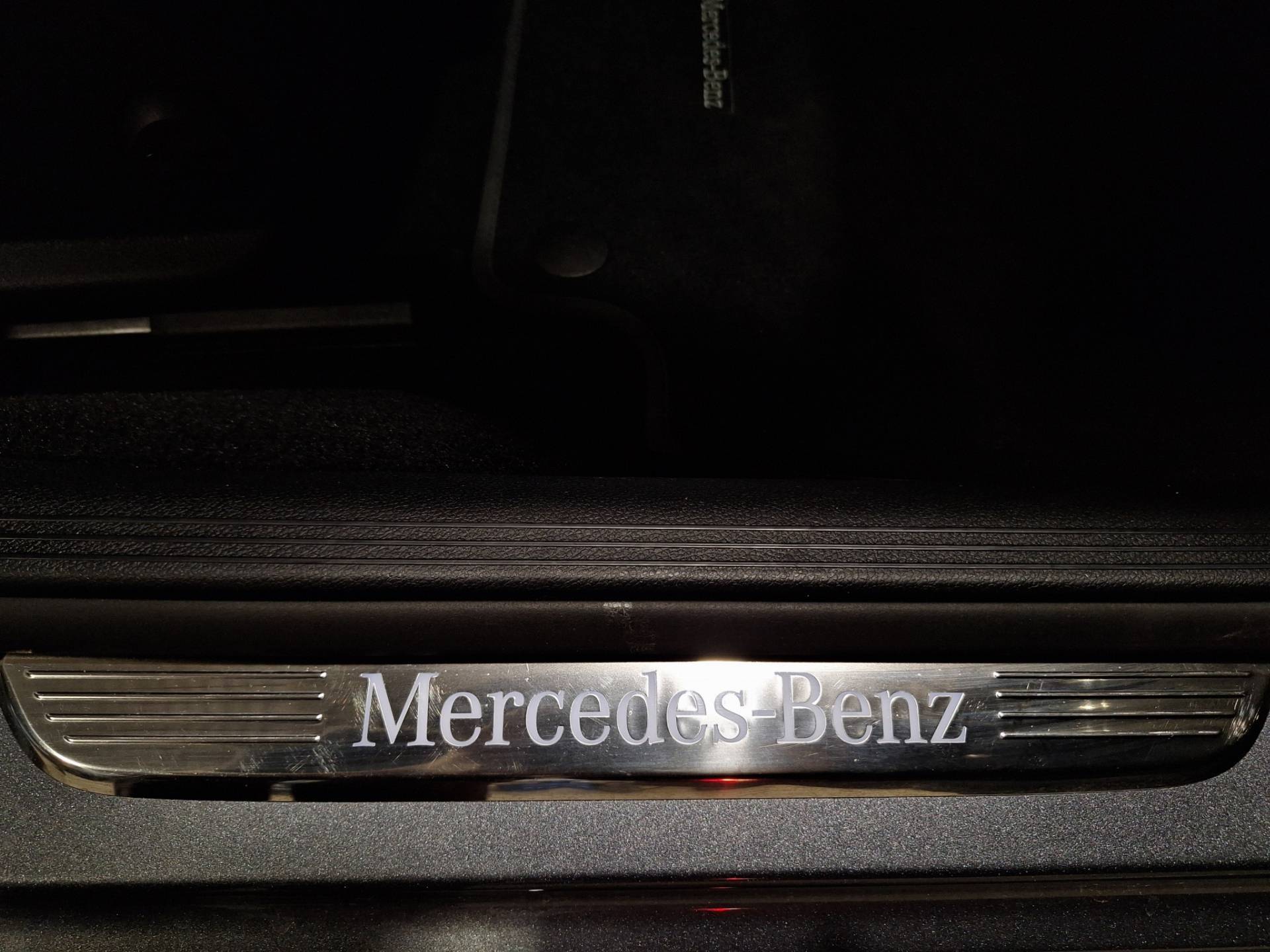 MERCEDES Classe E - Foto 30