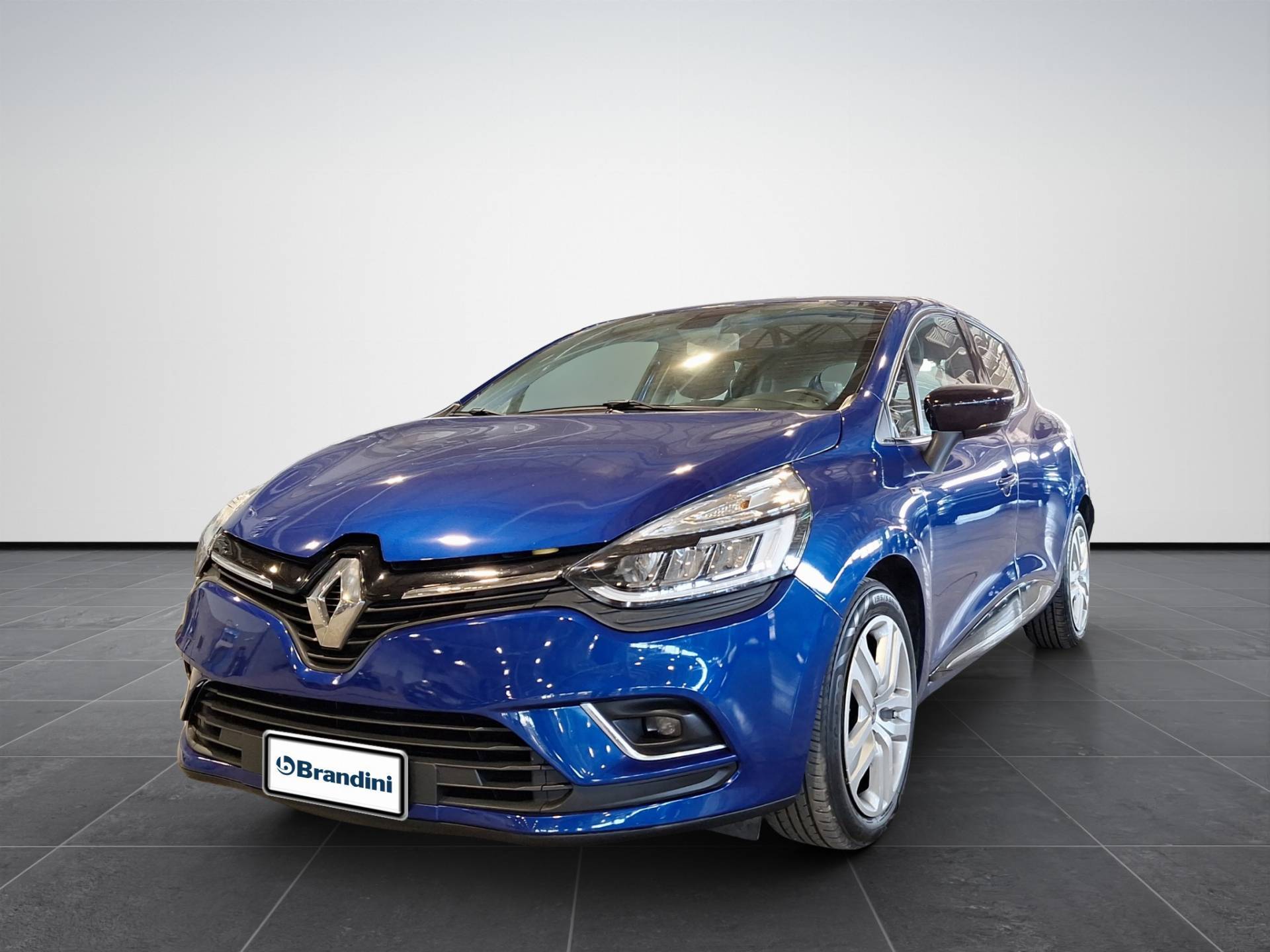 Auto Venduta - RENAULT Clio Clio 1.5 dci Moschino Life 75cv usata in pronta consegna - Brandini