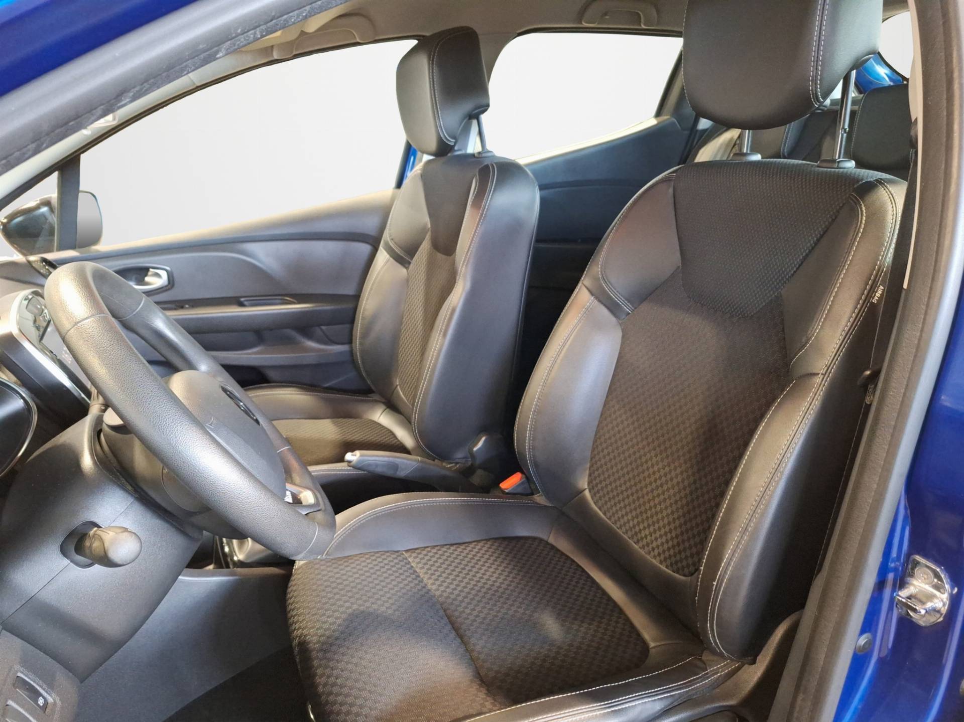 Auto Venduta - RENAULT Clio Clio 1.5 dci Moschino Life 75cv usata in pronta consegna - Brandini