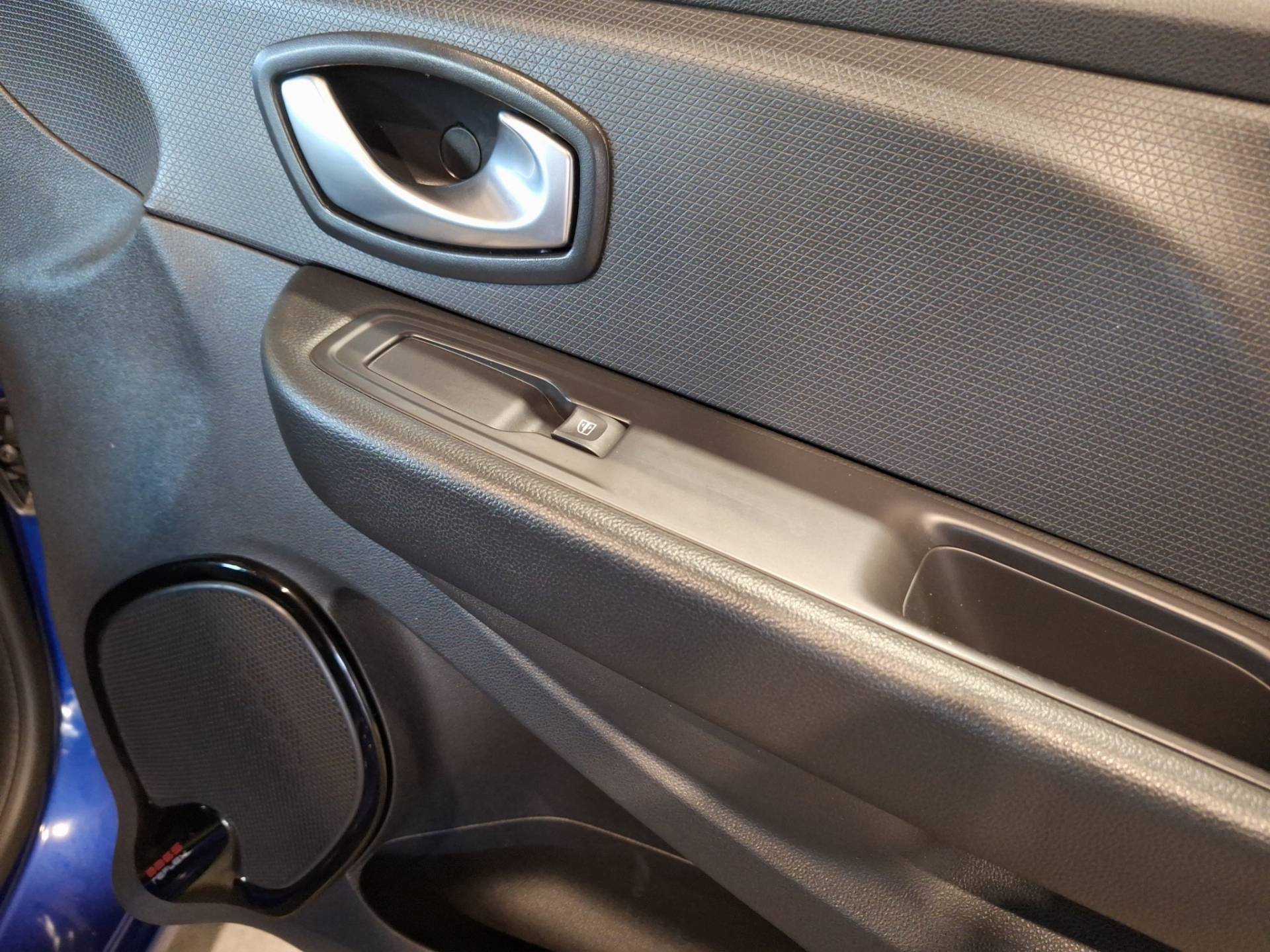 Auto Venduta - RENAULT Clio Clio 1.5 dci Moschino Life 75cv usata in pronta consegna - Brandini