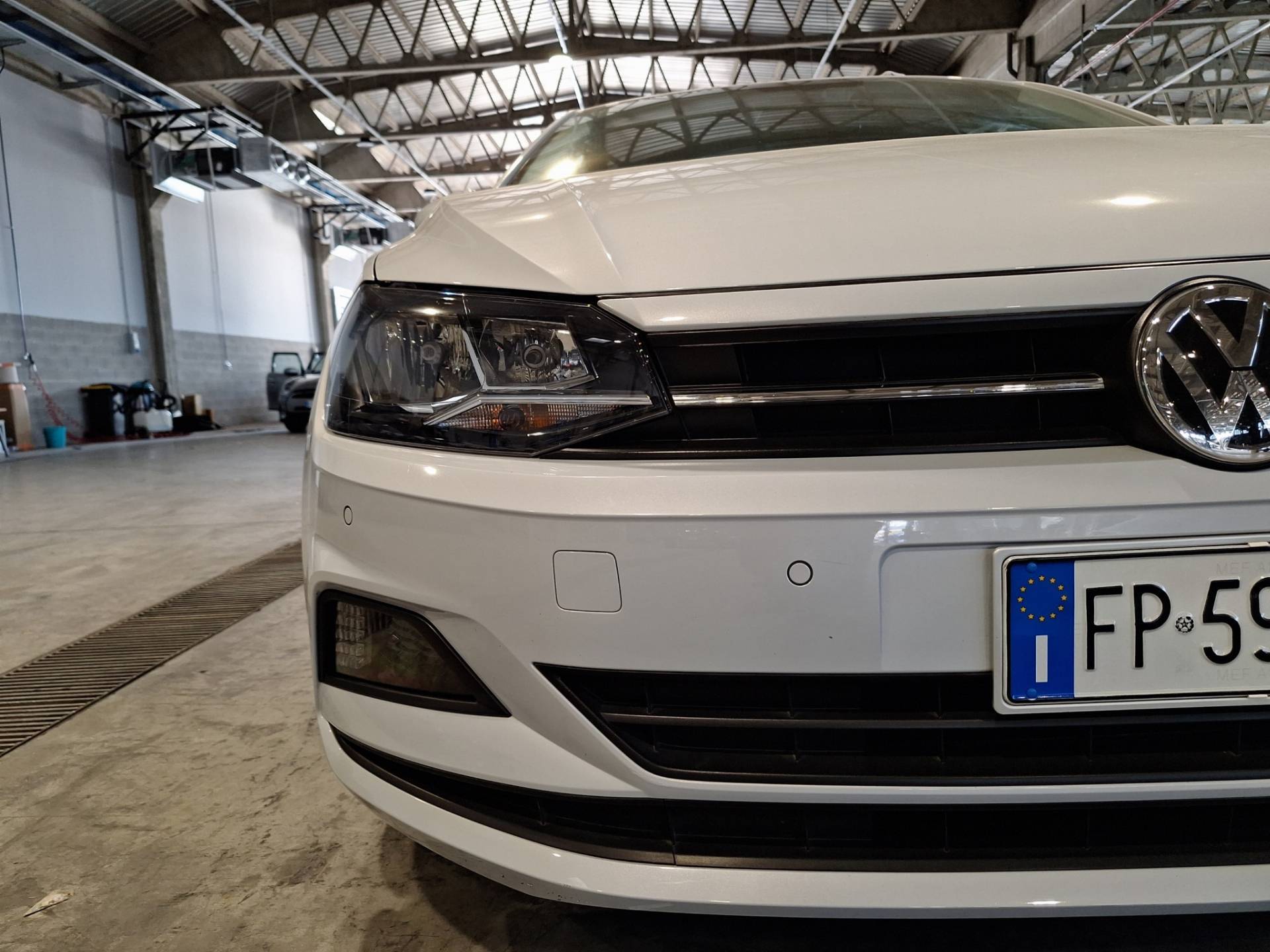 VOLKSWAGEN Polo - Foto 23