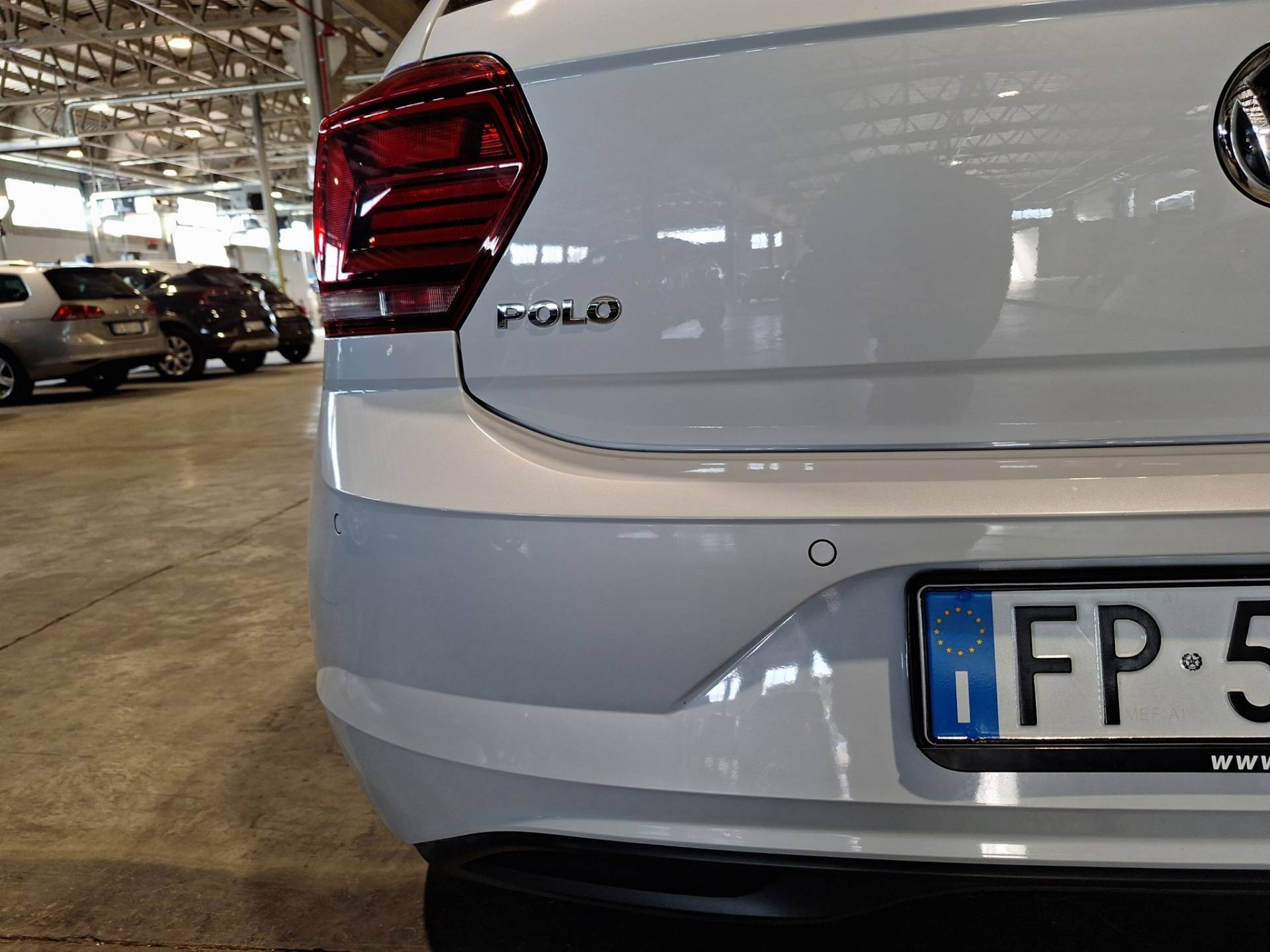 VOLKSWAGEN Polo - Foto 24