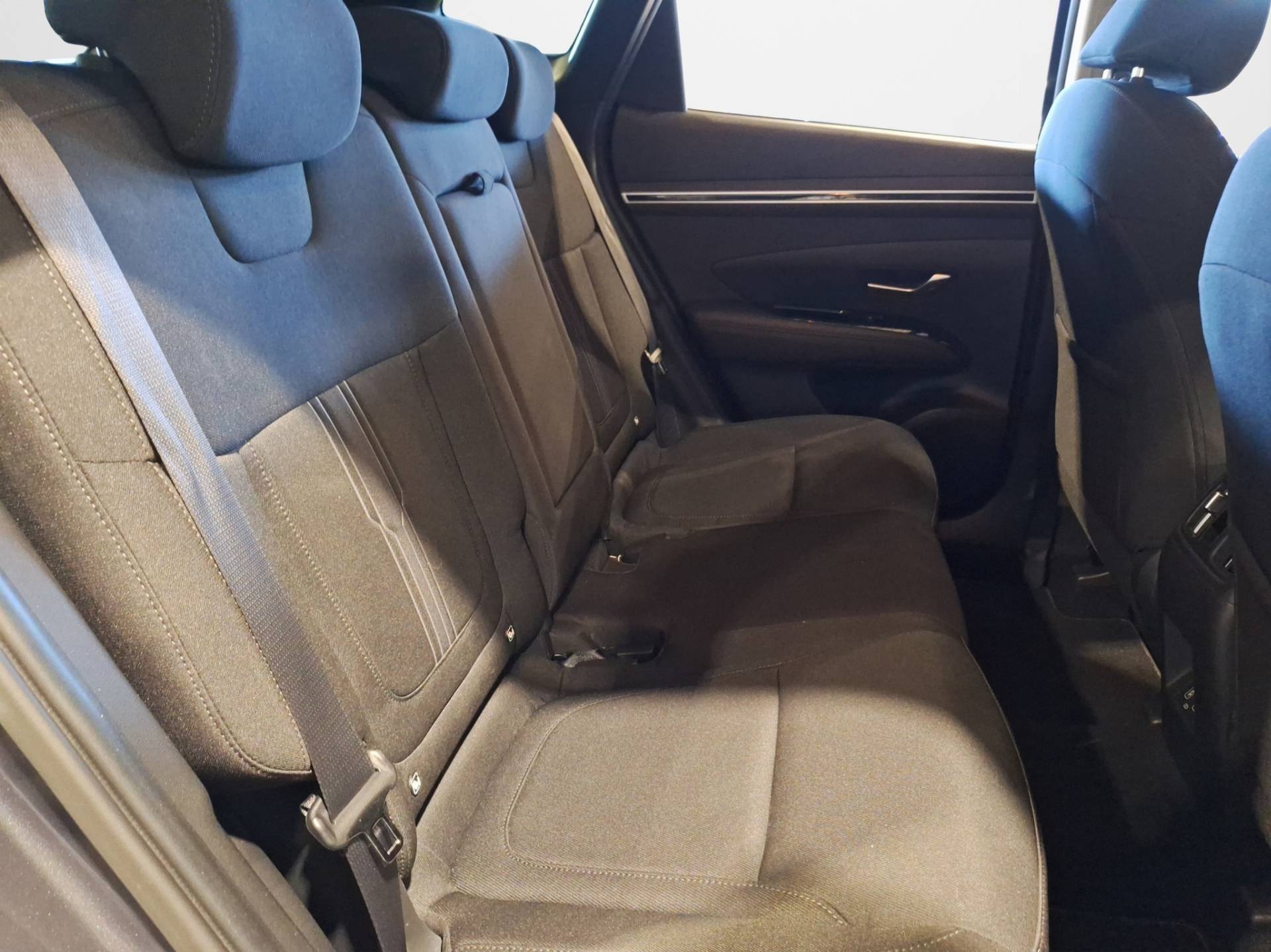 HYUNDAI Tucson - Foto 17