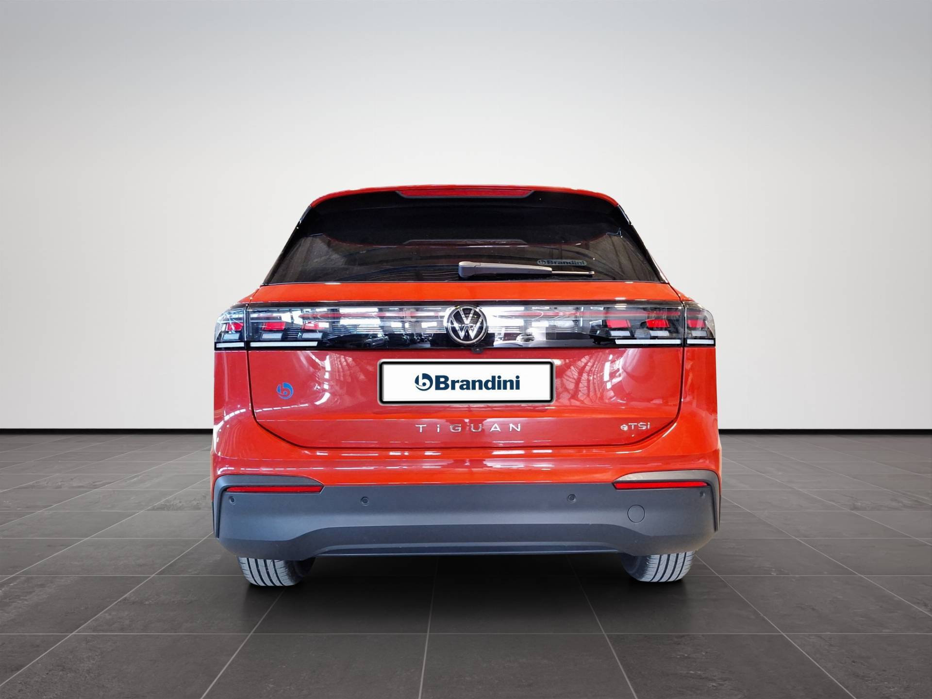 VOLKSWAGEN Tiguan - Foto 5