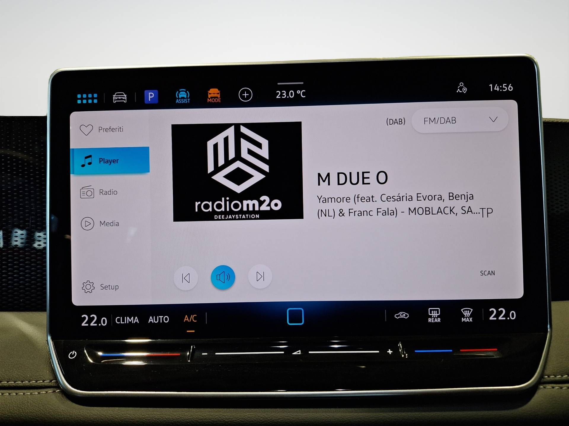 VOLKSWAGEN Tiguan - Foto 14