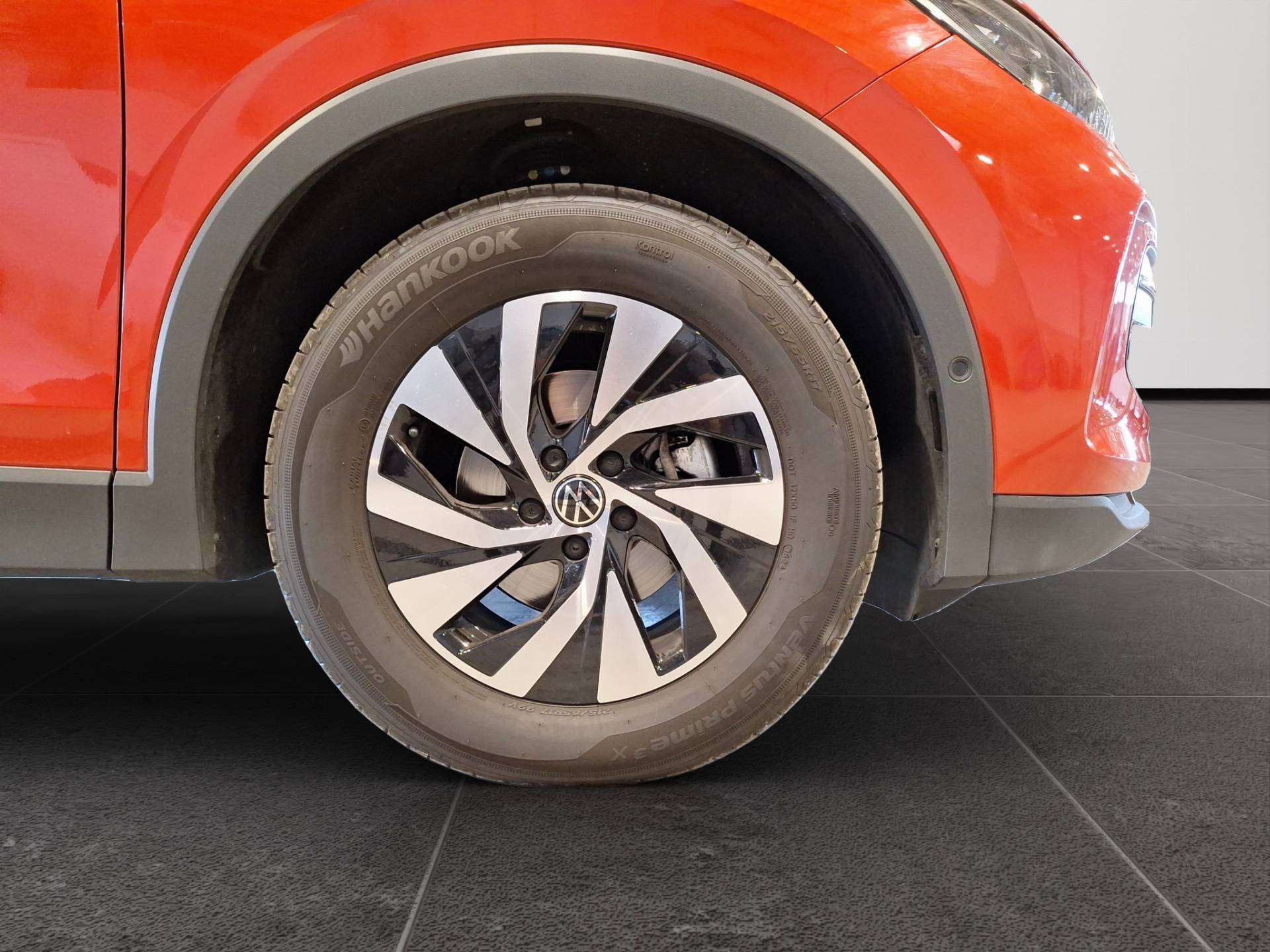 VOLKSWAGEN Tiguan - Foto 22