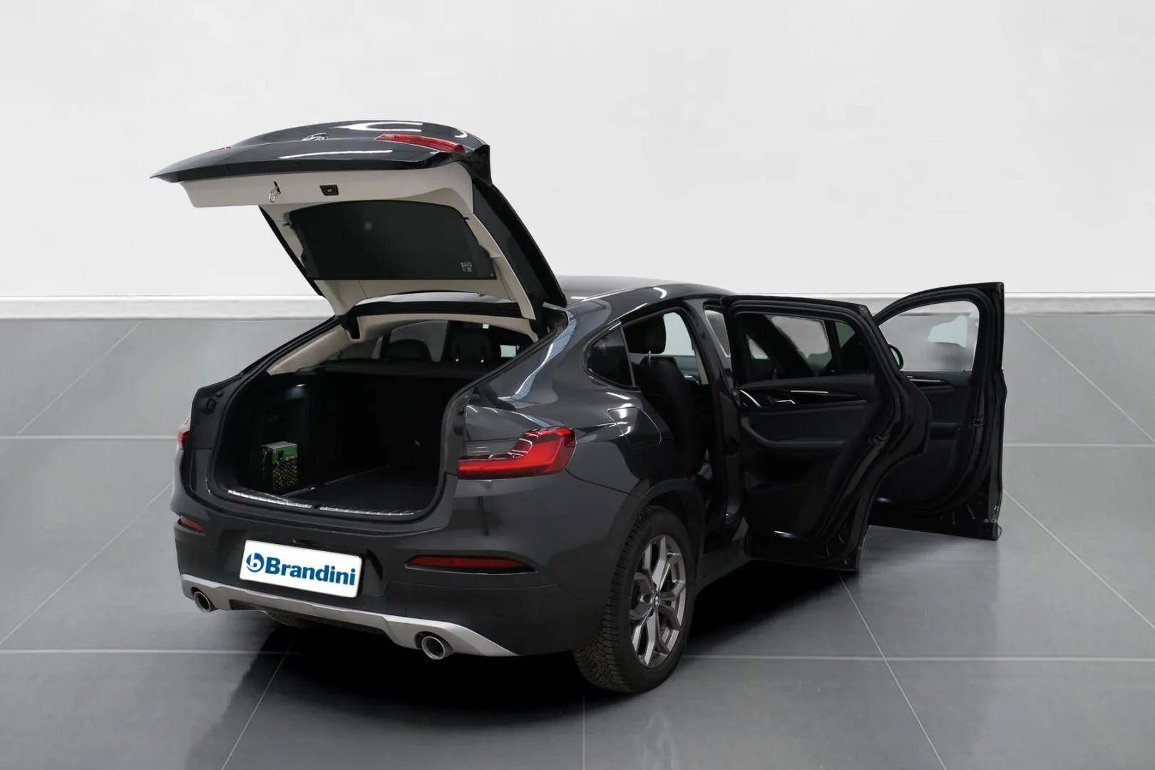 Auto Venduta - BMW X4 X4 xdrive20d xLine auto my19 usata in pronta consegna - Brandini