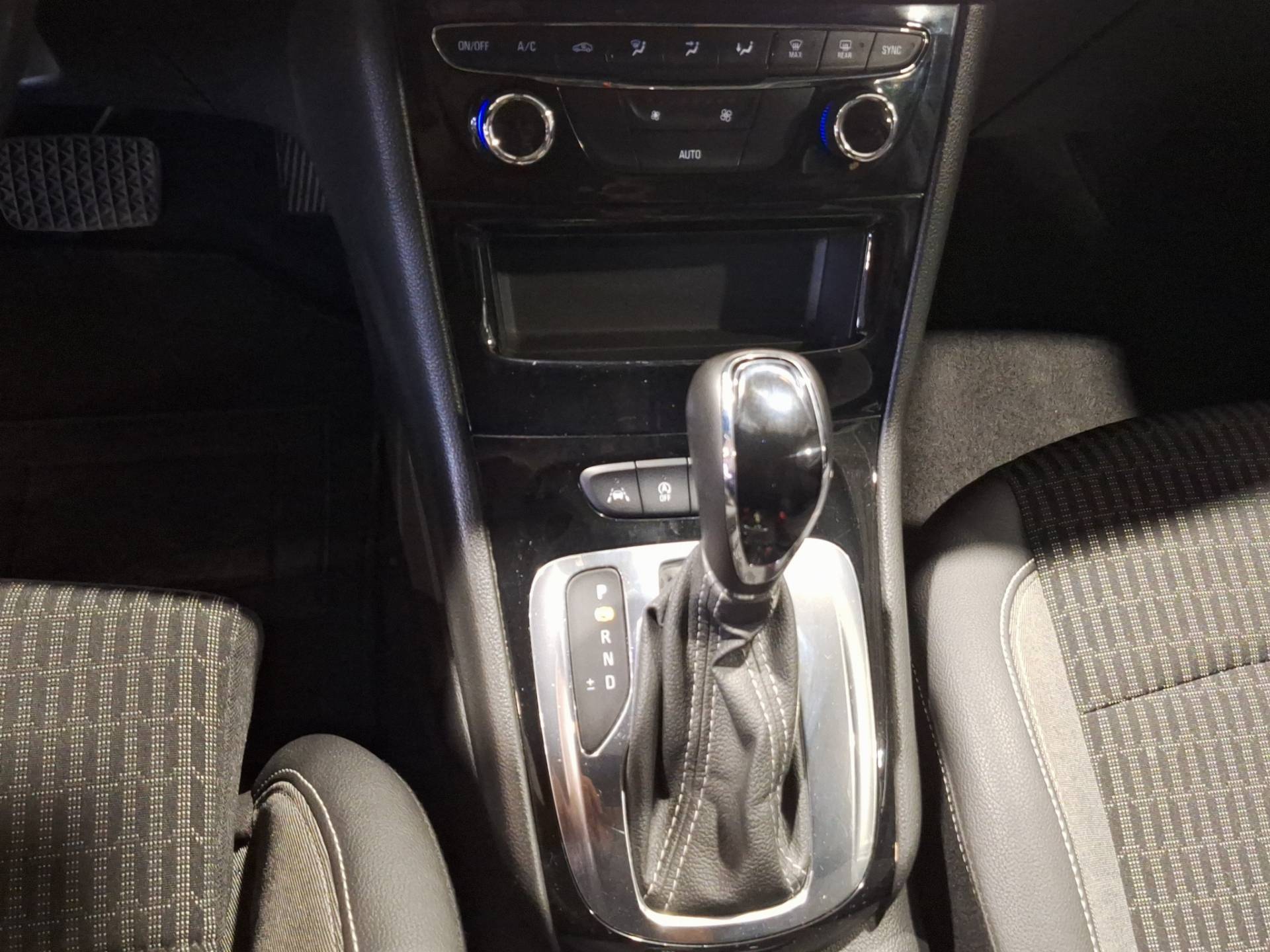 OPEL Astra - Foto 13