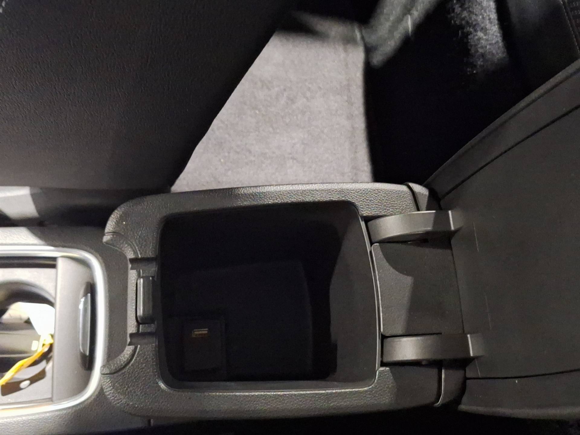 OPEL Astra - Foto 25