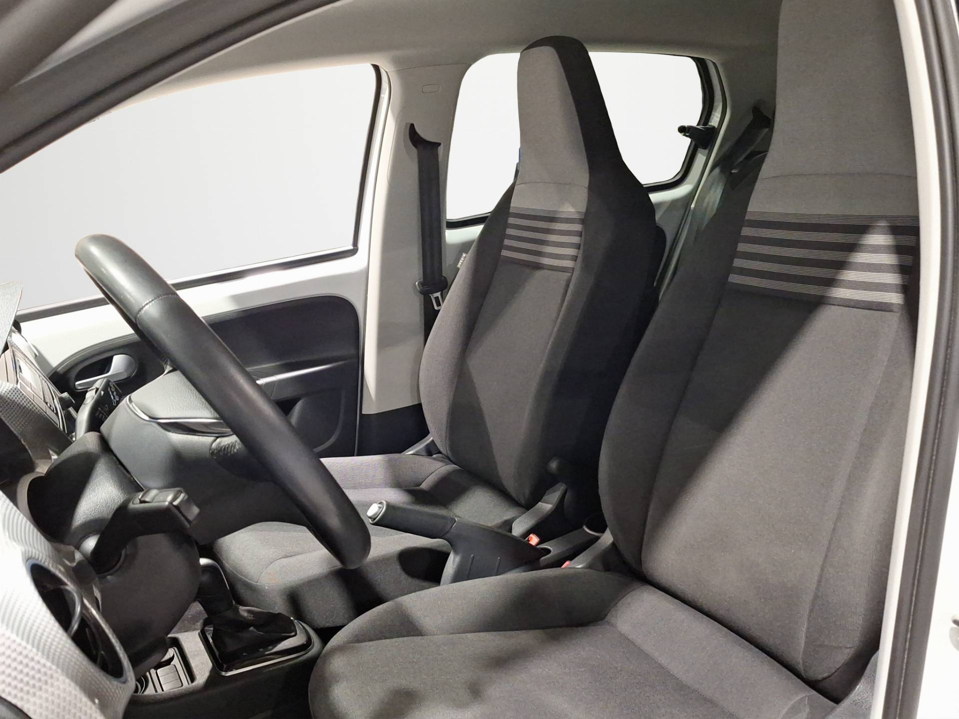 VOLKSWAGEN up! - Foto 7