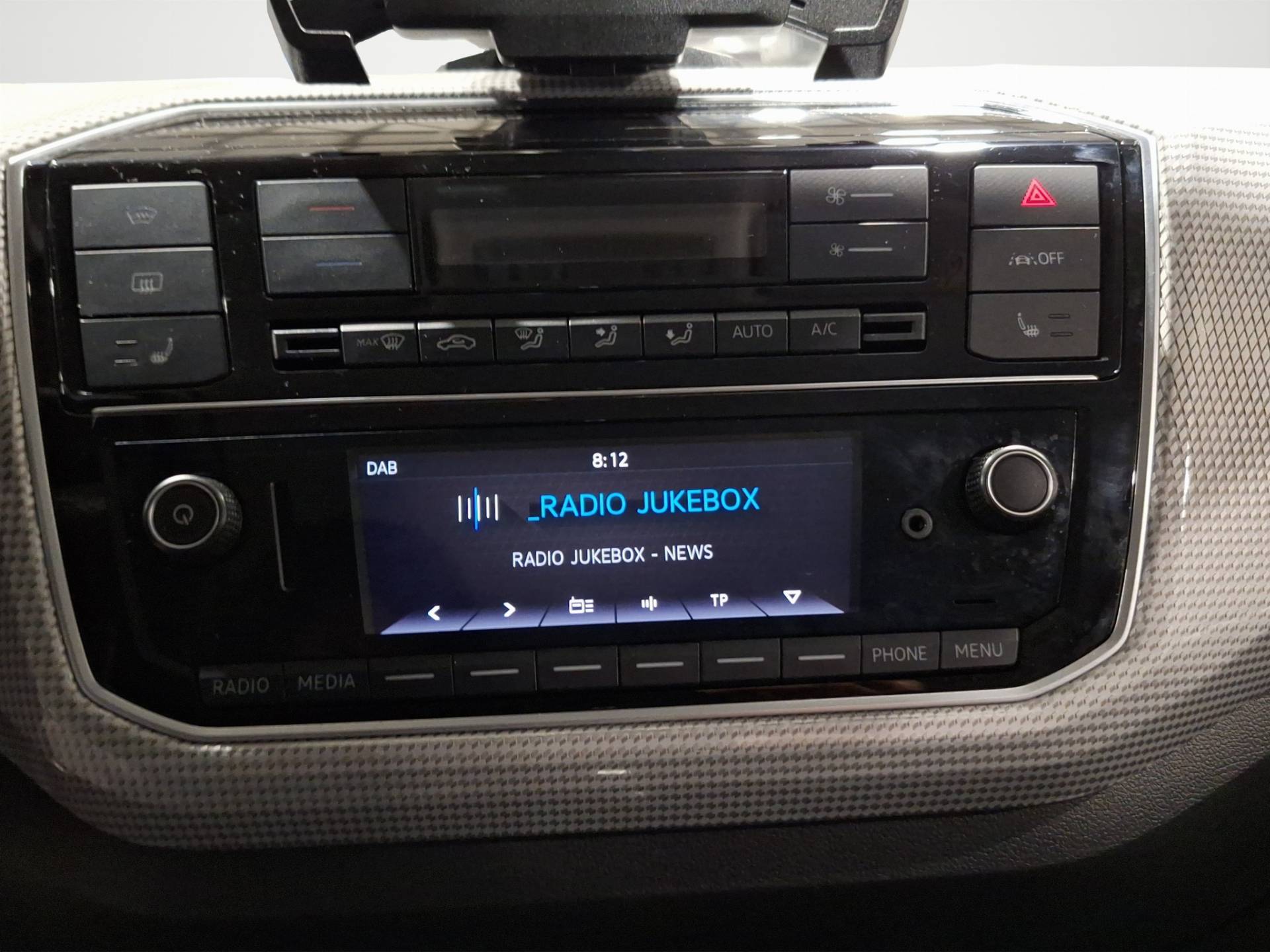 VOLKSWAGEN up! - Foto 14