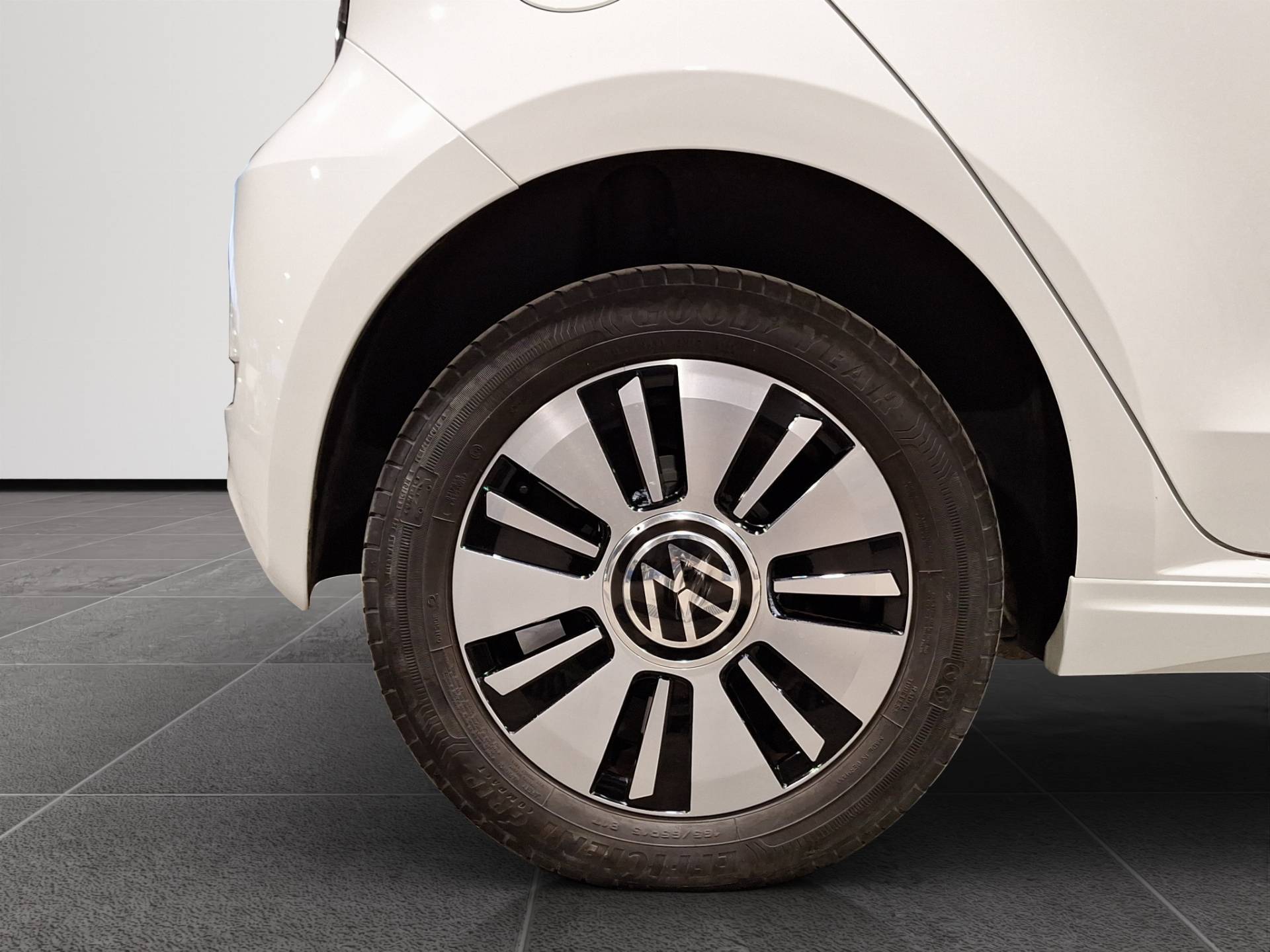 VOLKSWAGEN up! - Foto 21