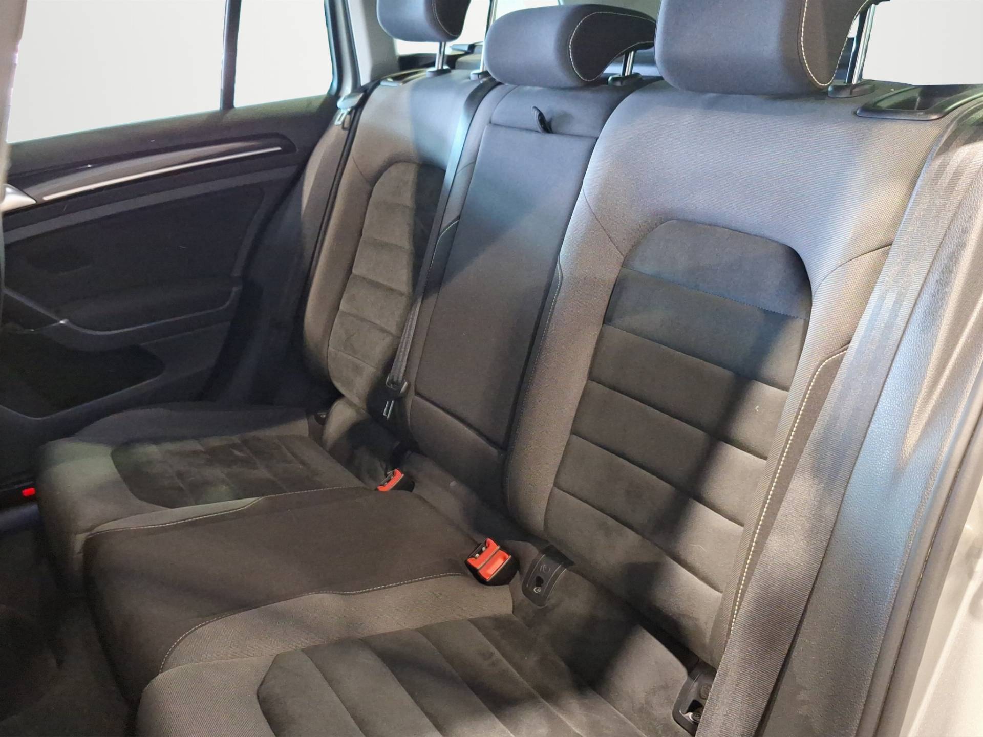 VOLKSWAGEN Golf - Foto 11