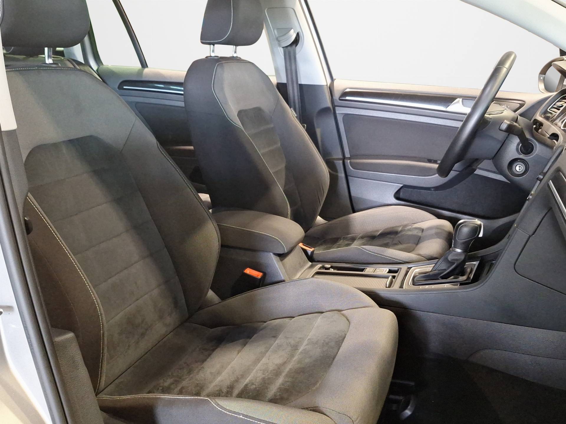 VOLKSWAGEN Golf - Foto 15